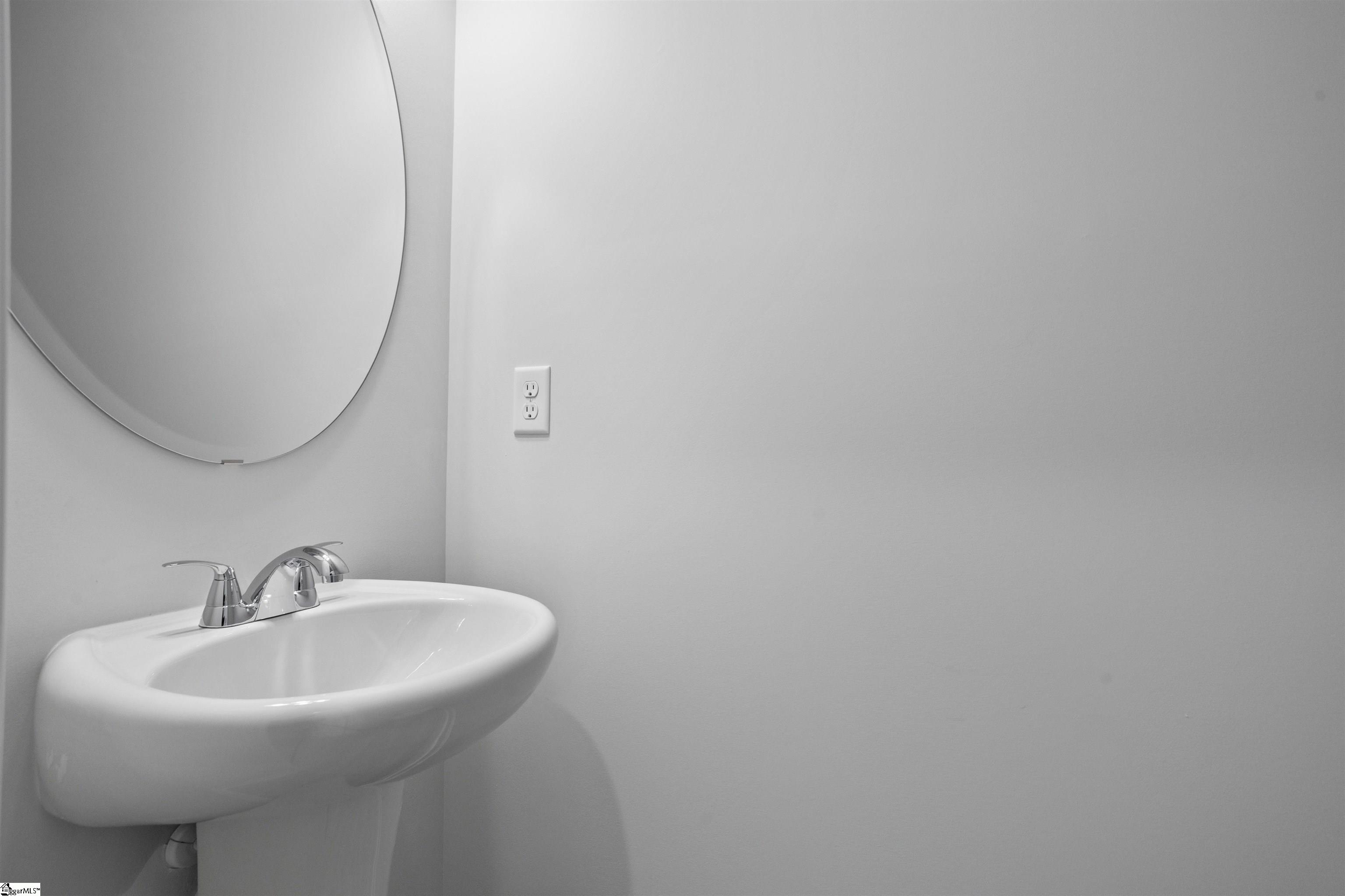 313 Parksville Place Property Photo 5