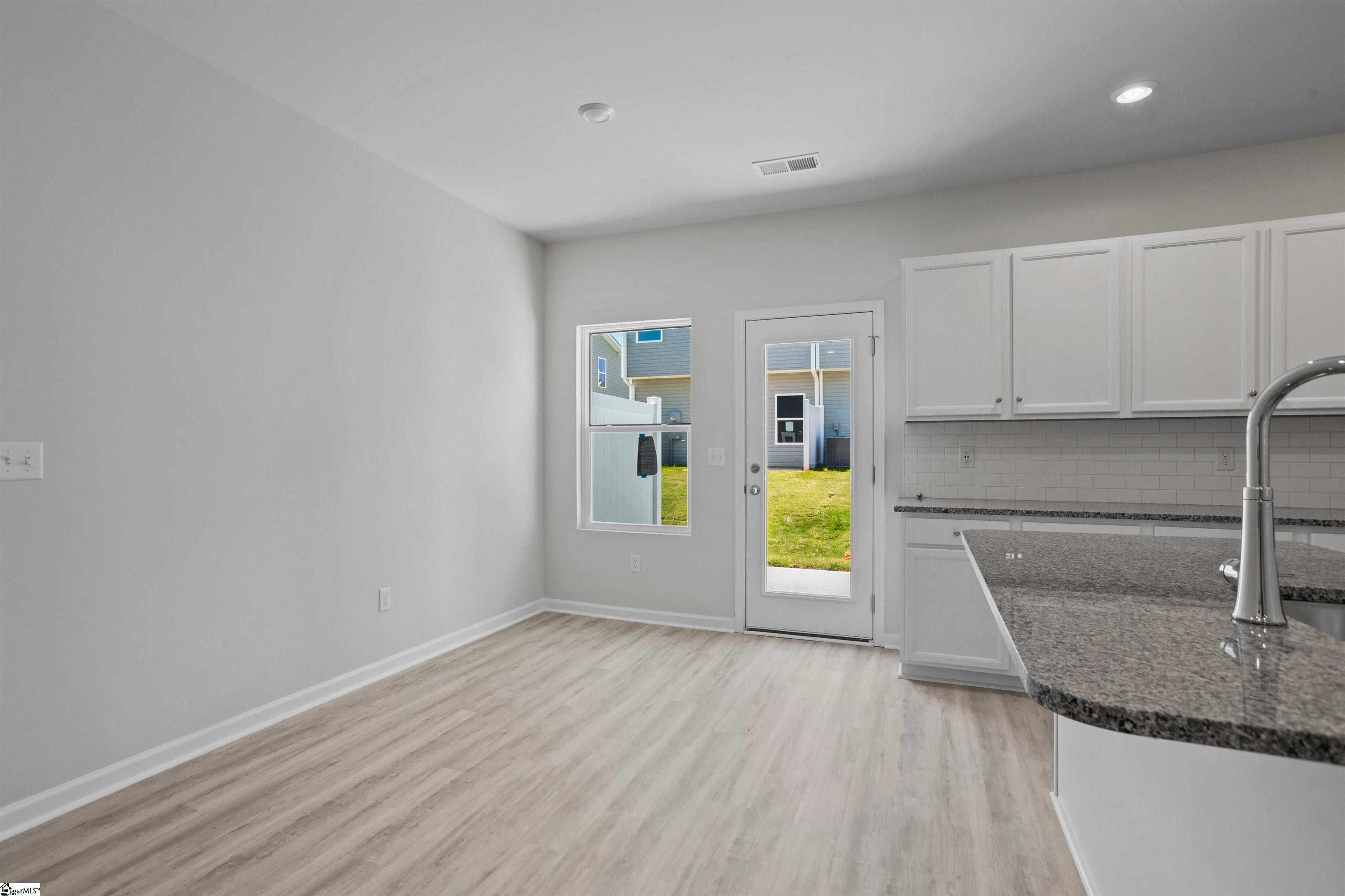 313 Parksville Place Property Photo 10