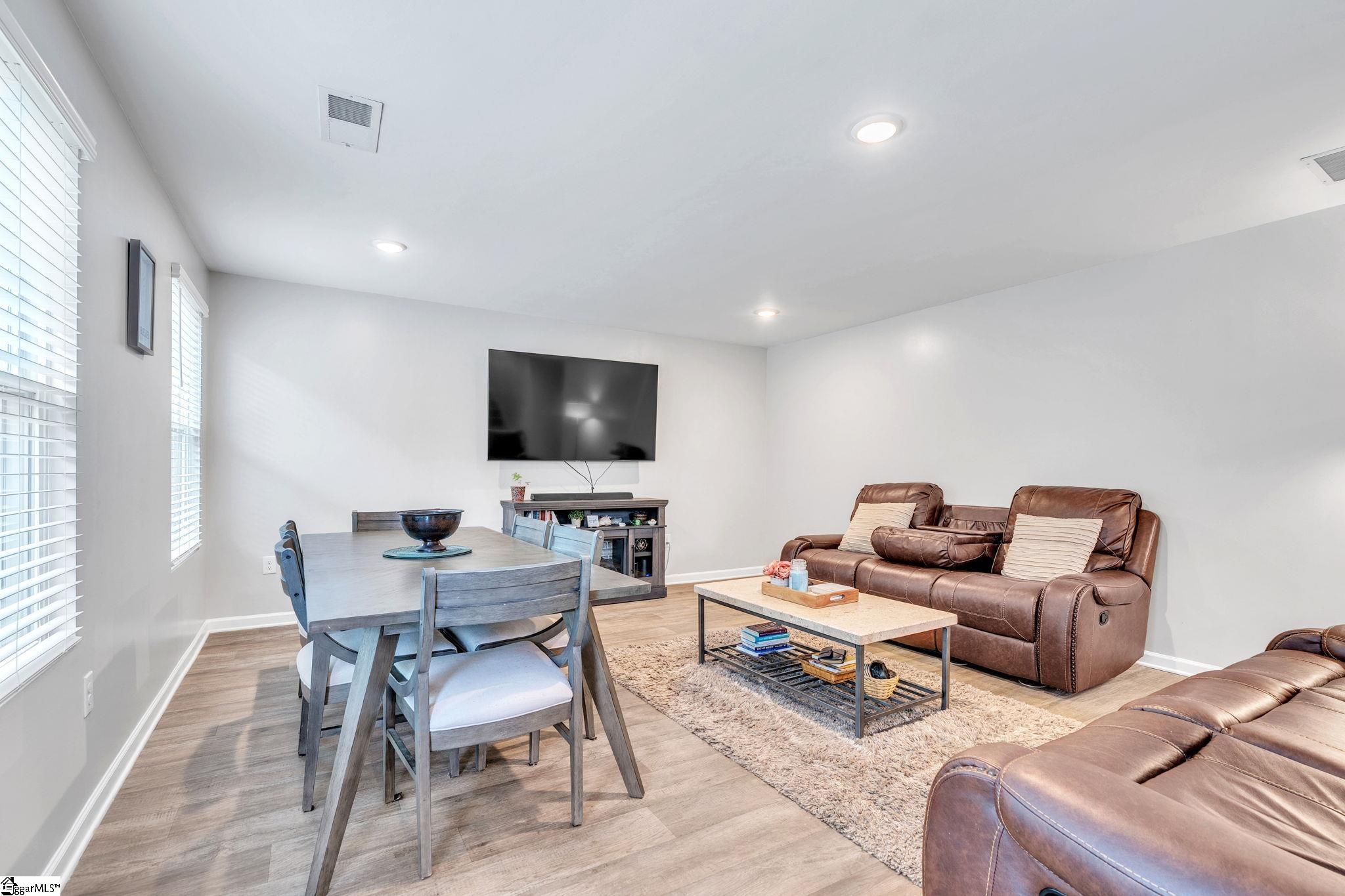 1275 Twin Bridge Road Property Photo 4
