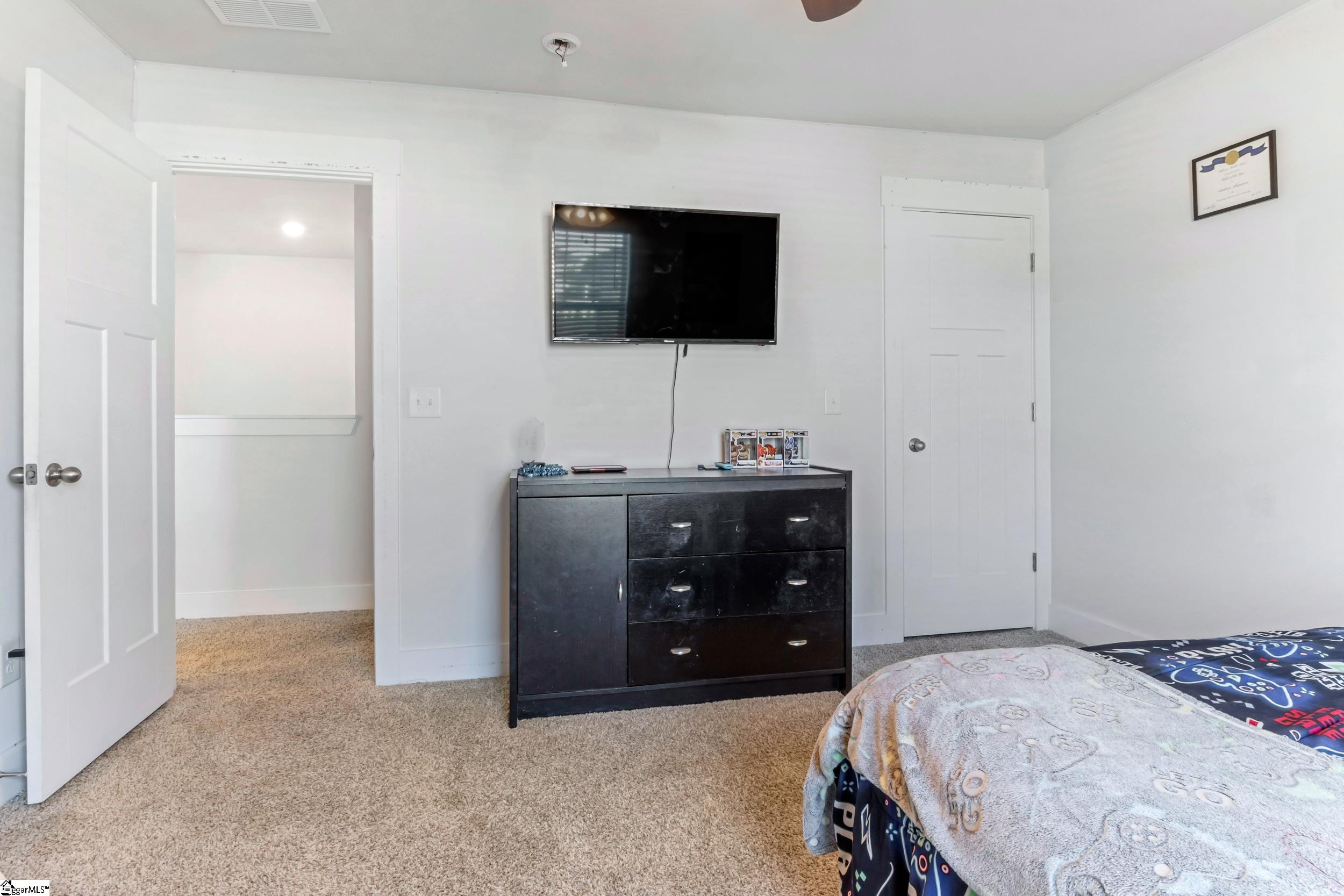 103 Pewter Circle Property Photo 38