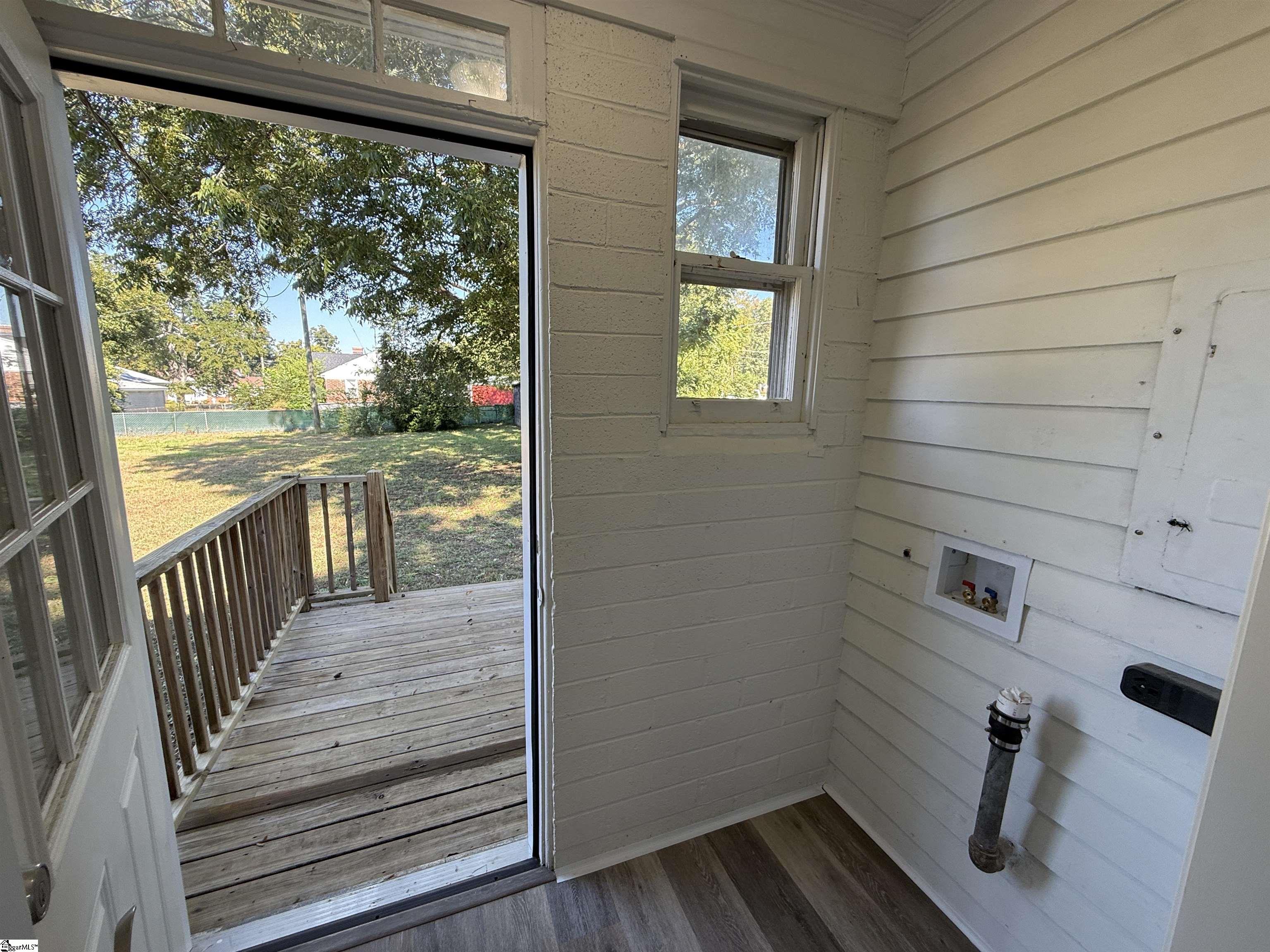 402 Pickens Street Property Photo 6