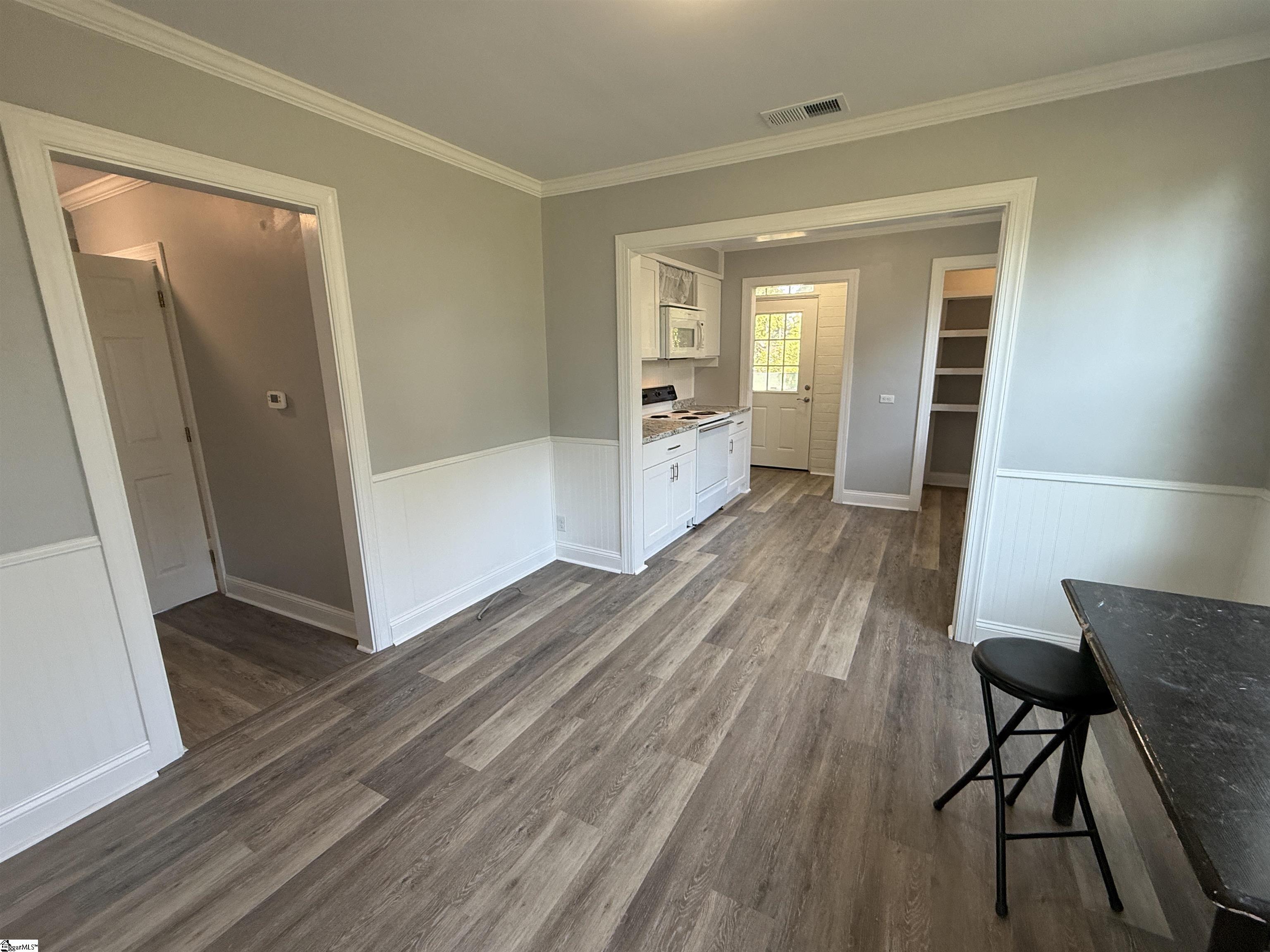 402 Pickens Street Property Photo 7