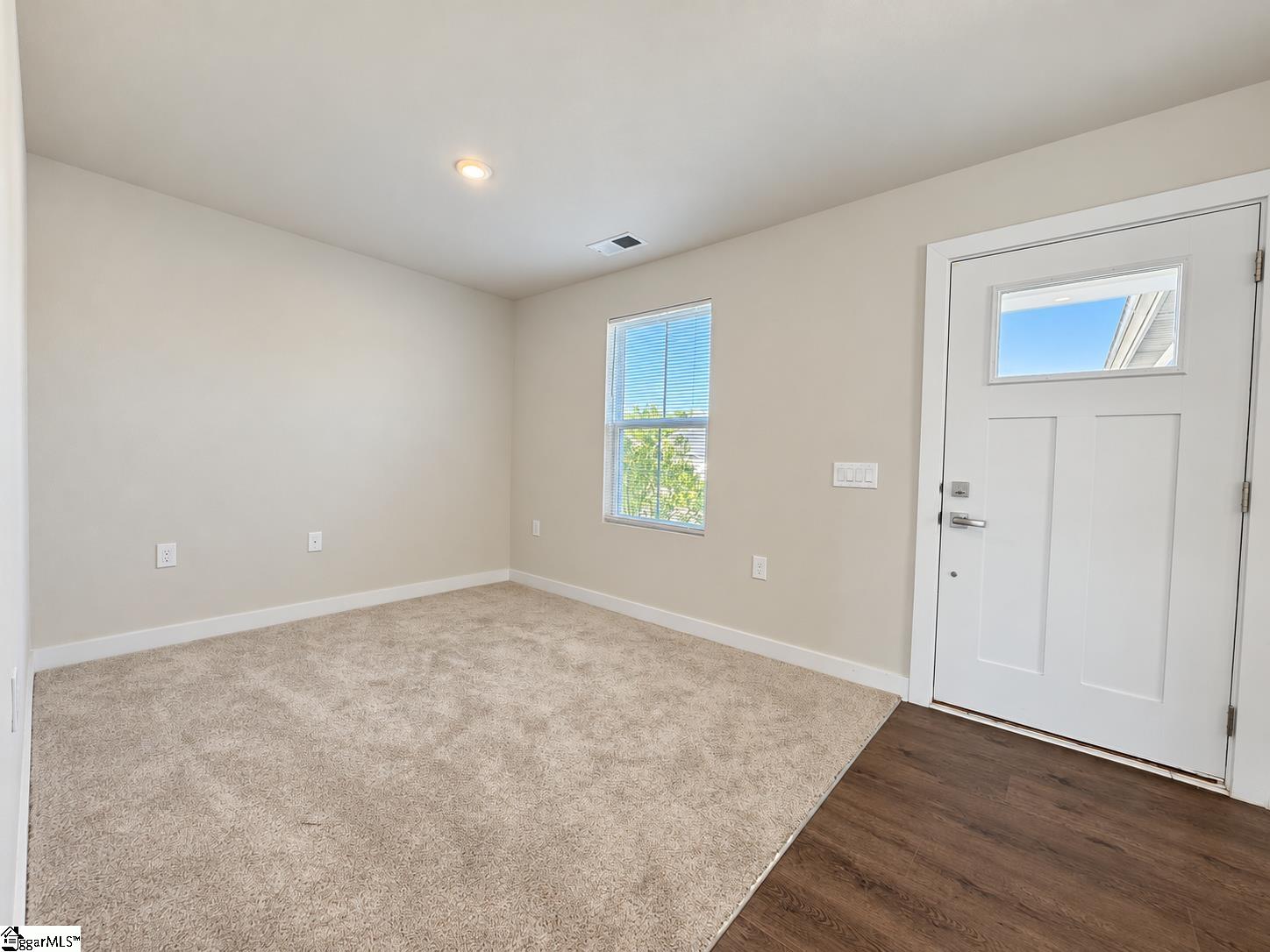 917 Blue Willow Court Property Photo 6