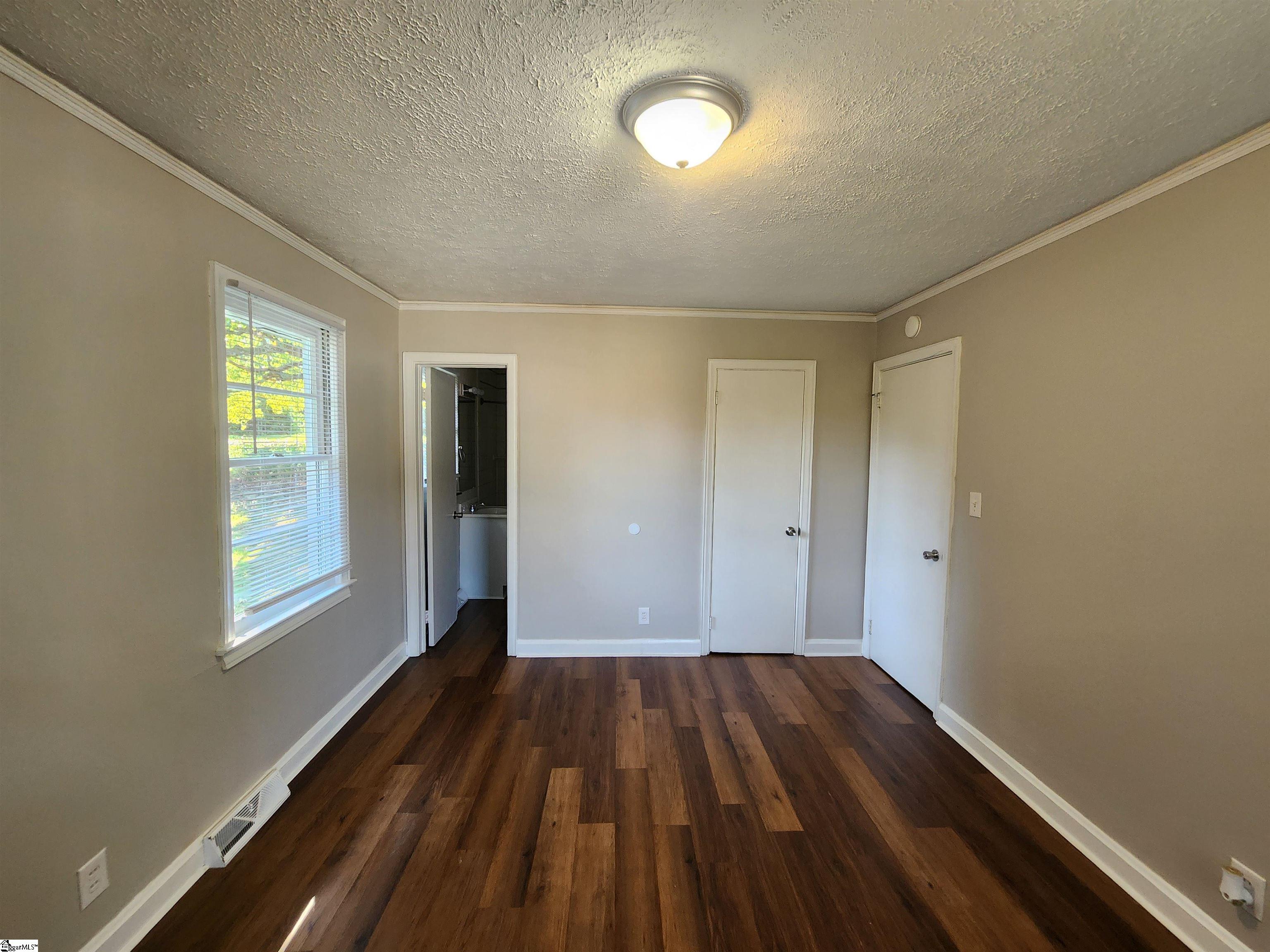 28 Kay Drive Property Photo 9