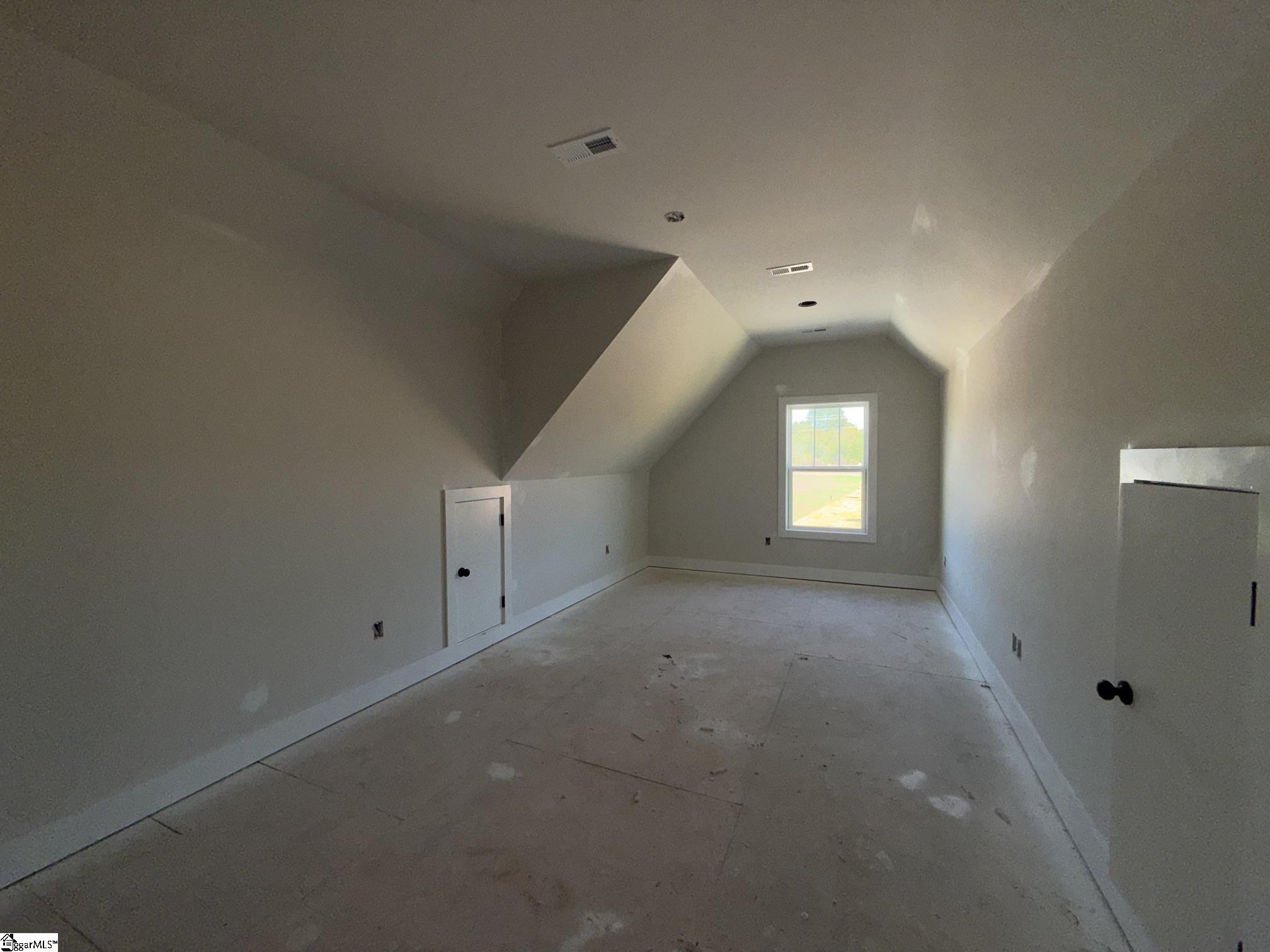 4029 Hollybank Drive Property Photo 17