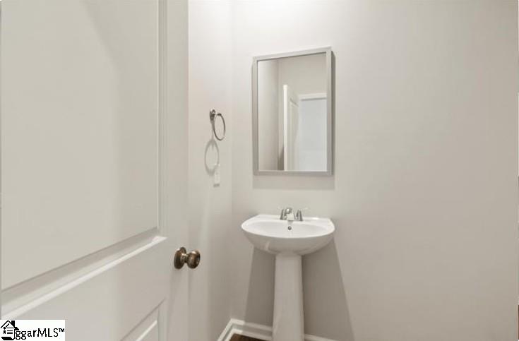 807 Honeylocust Lane Property Photo 10