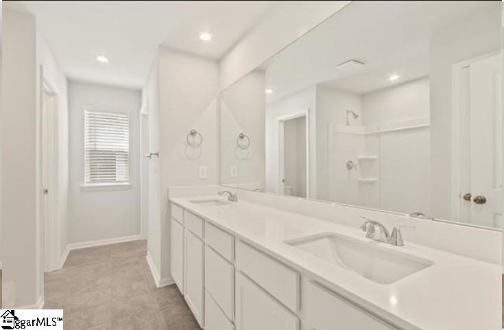807 Honeylocust Lane Property Photo 14
