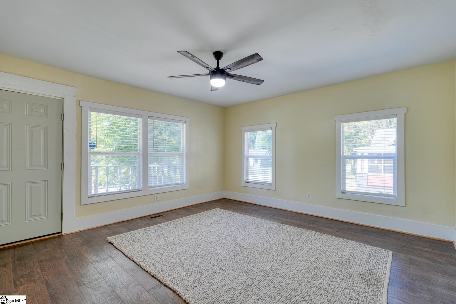 795 Howard Street Property Photo 8