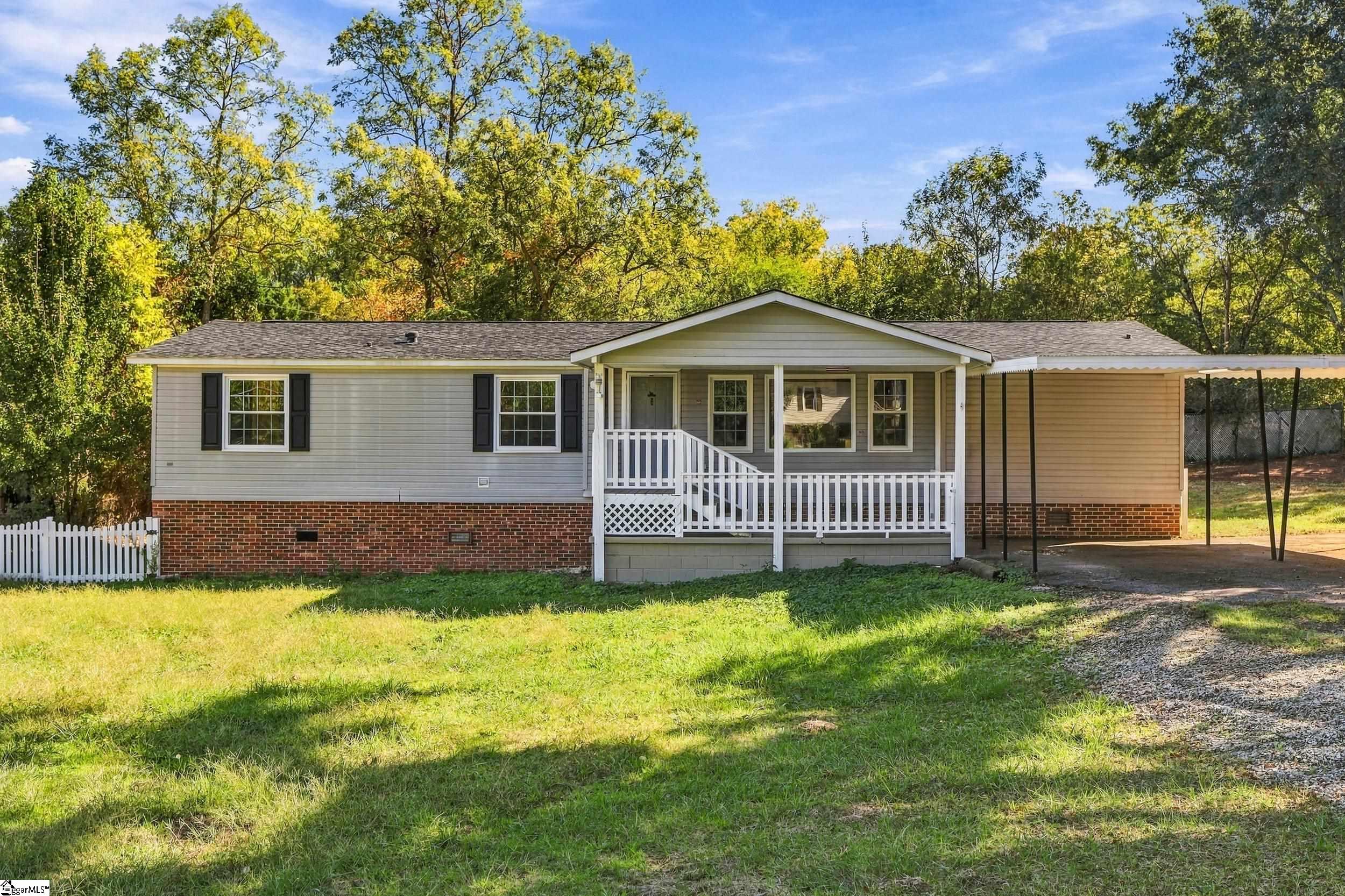 309 Brentwood Circle Property Photo 1
