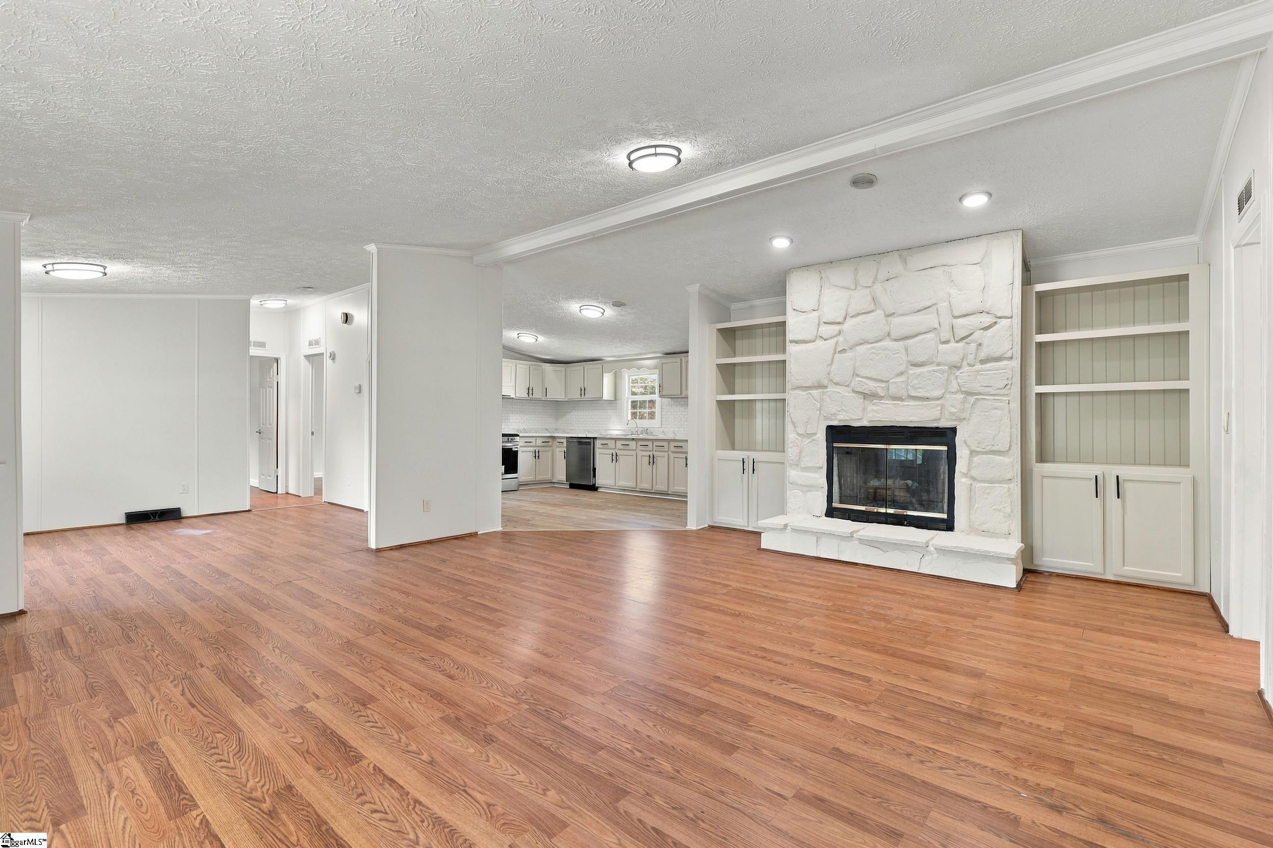 309 Brentwood Circle Property Photo 5