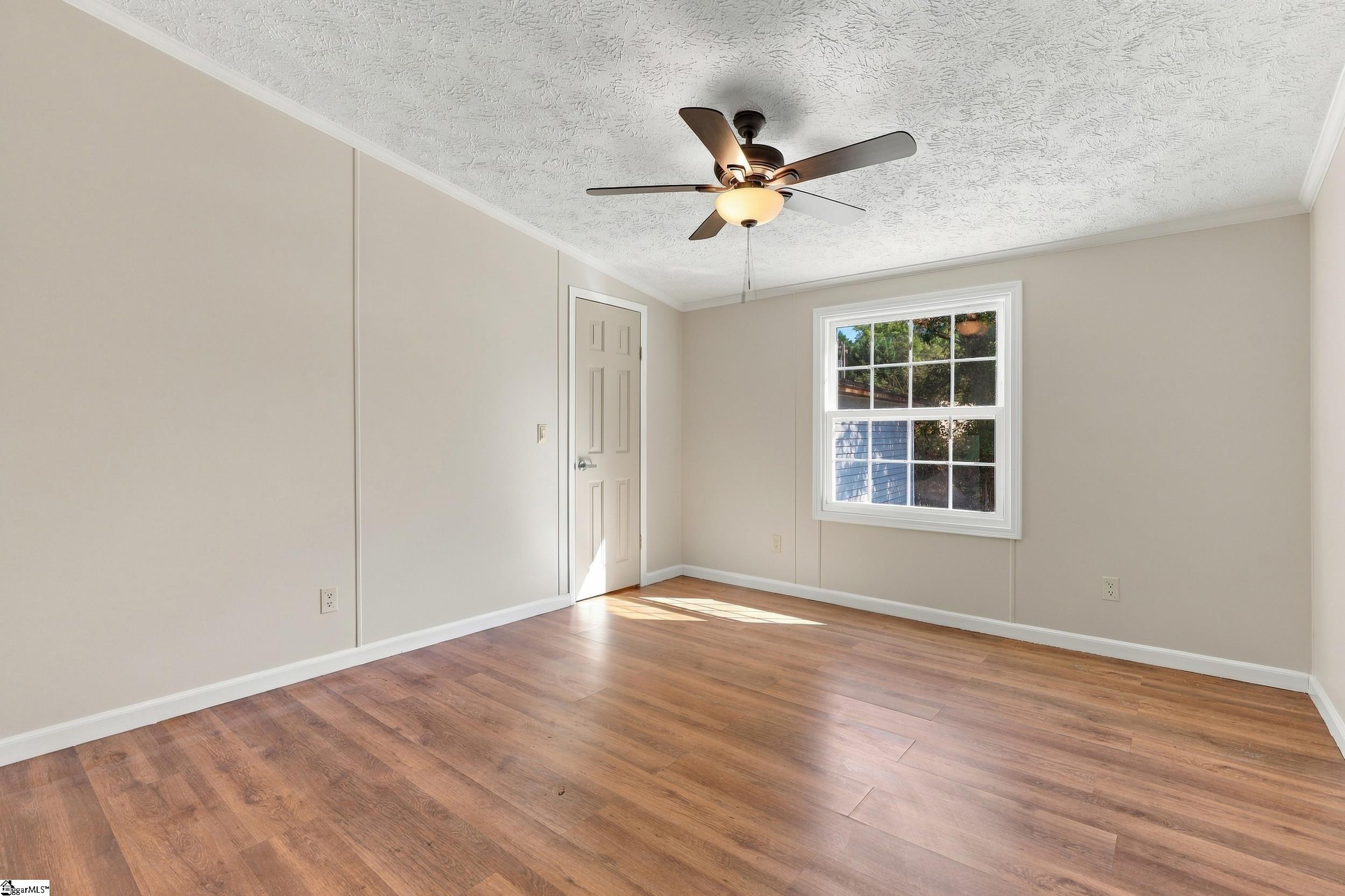 309 Brentwood Circle Property Photo 17