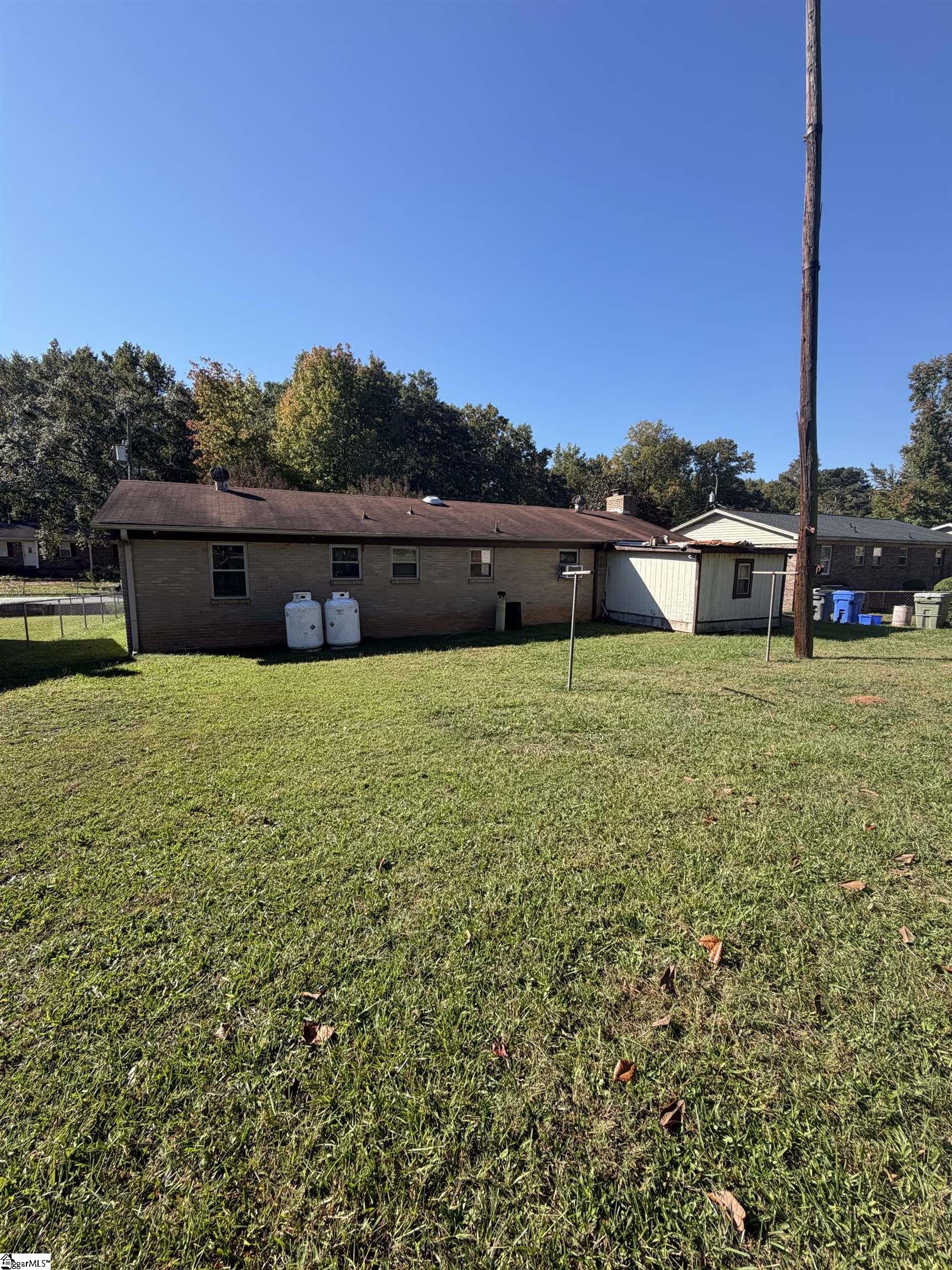202 Bluff Drive Property Photo 4