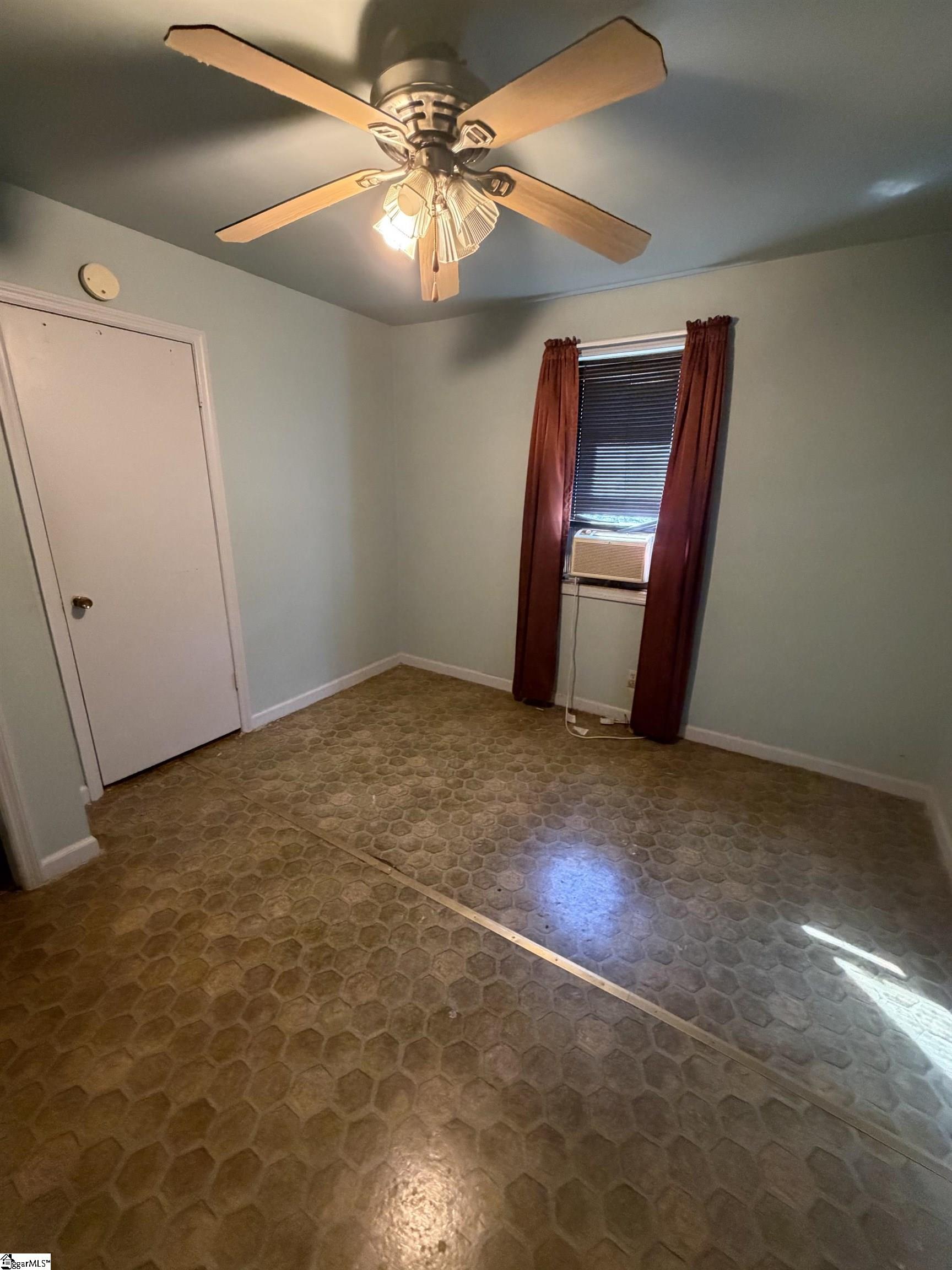 202 Bluff Drive Property Photo 12