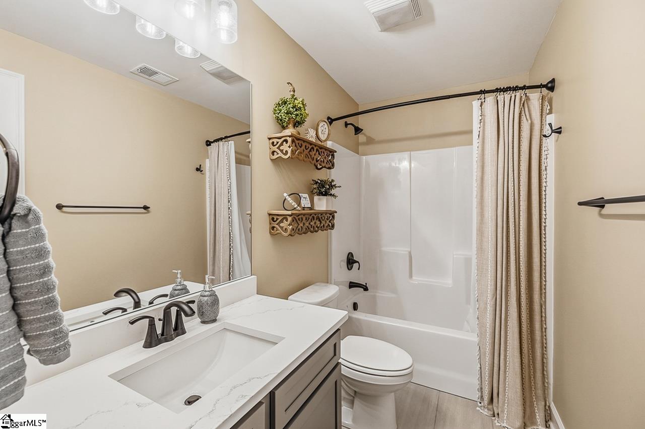 119 Lipizzaner Court Property Photo 24