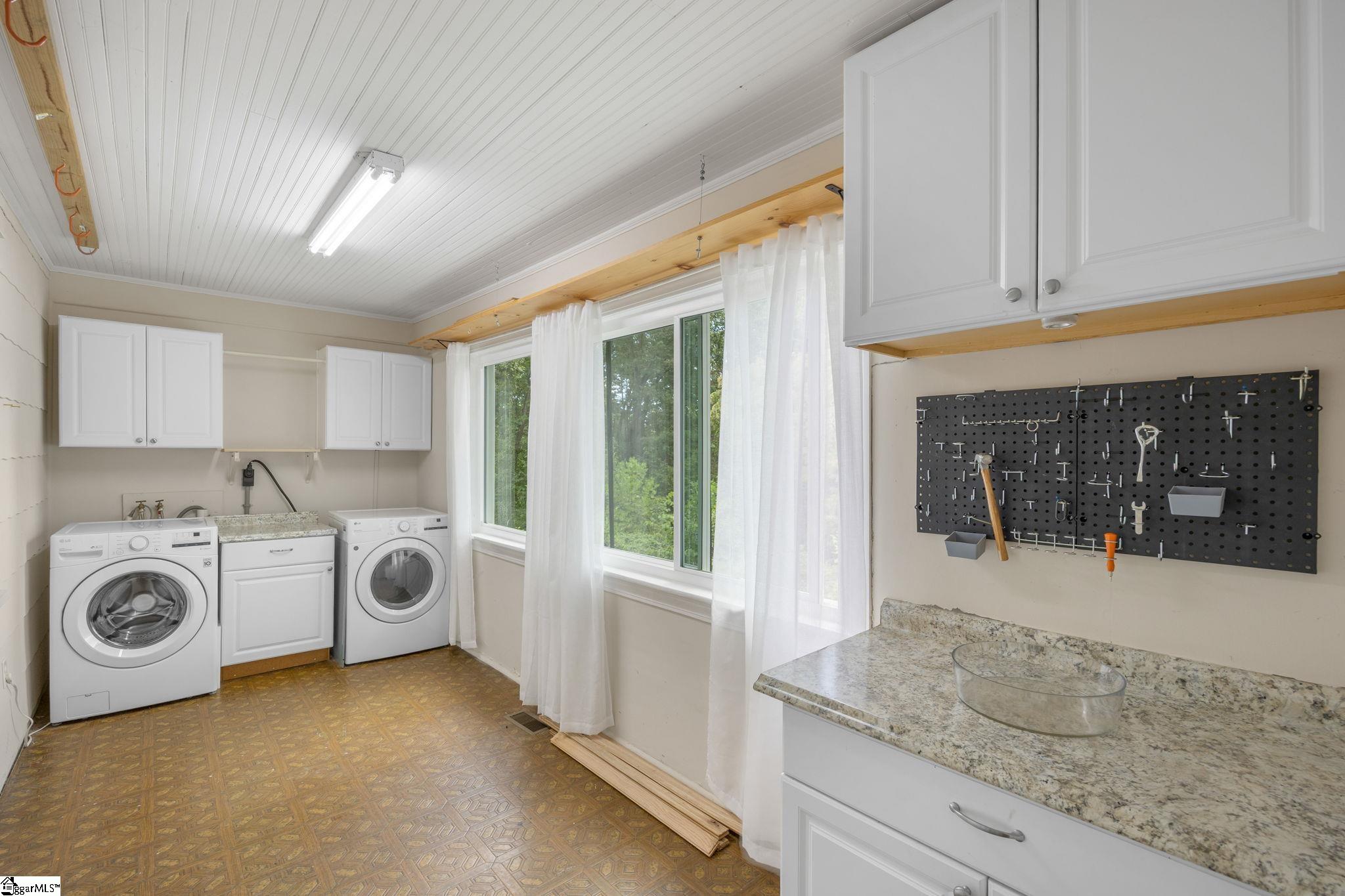 34 Brookside Circle Property Photo 16
