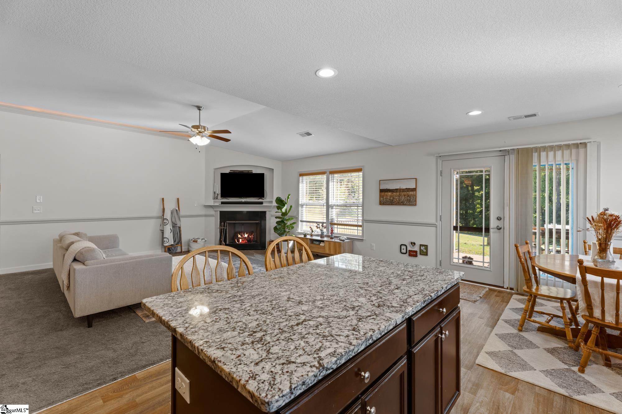 377 Danleigh Way Property Photo 12