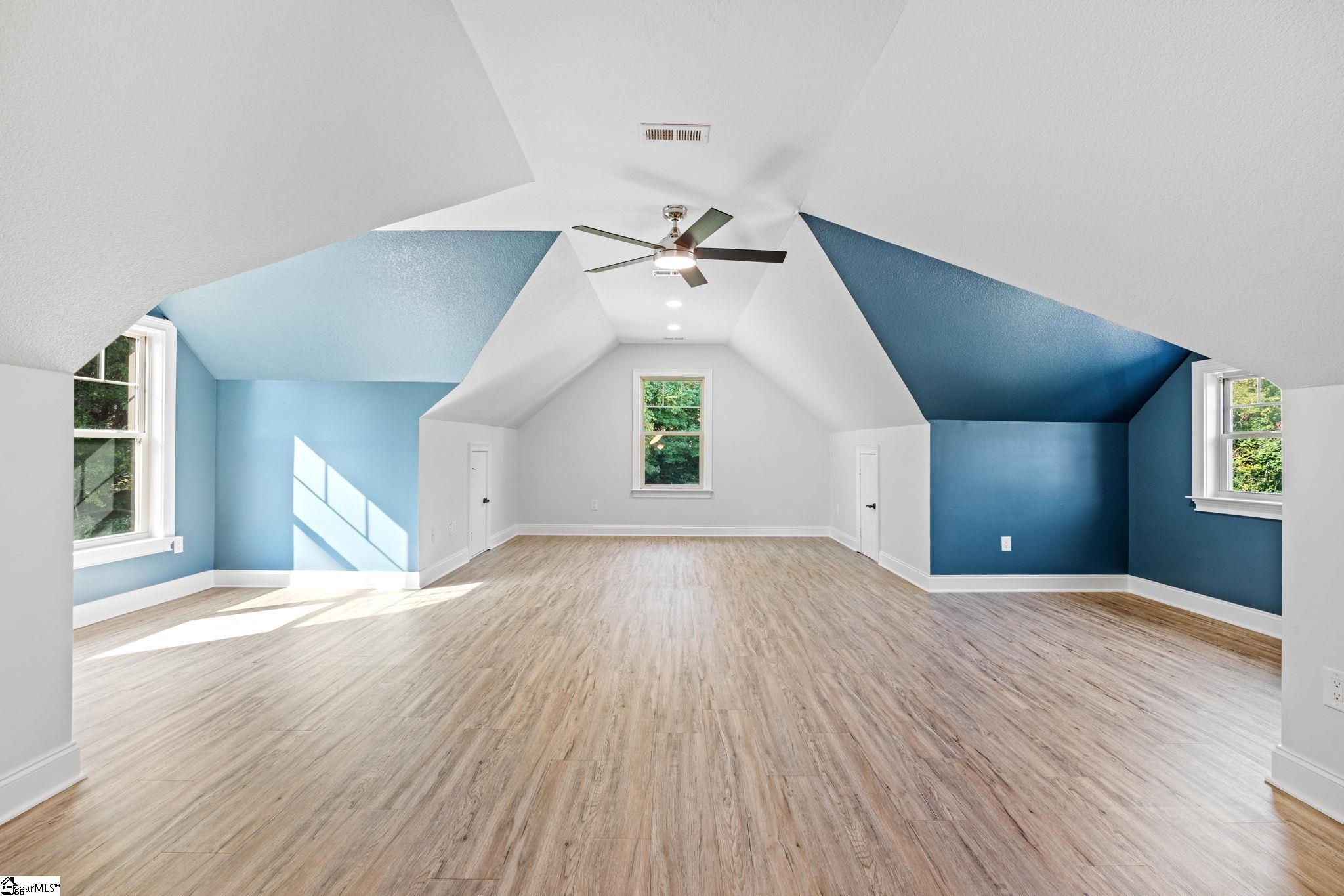 210 Sloan Road Property Photo 28