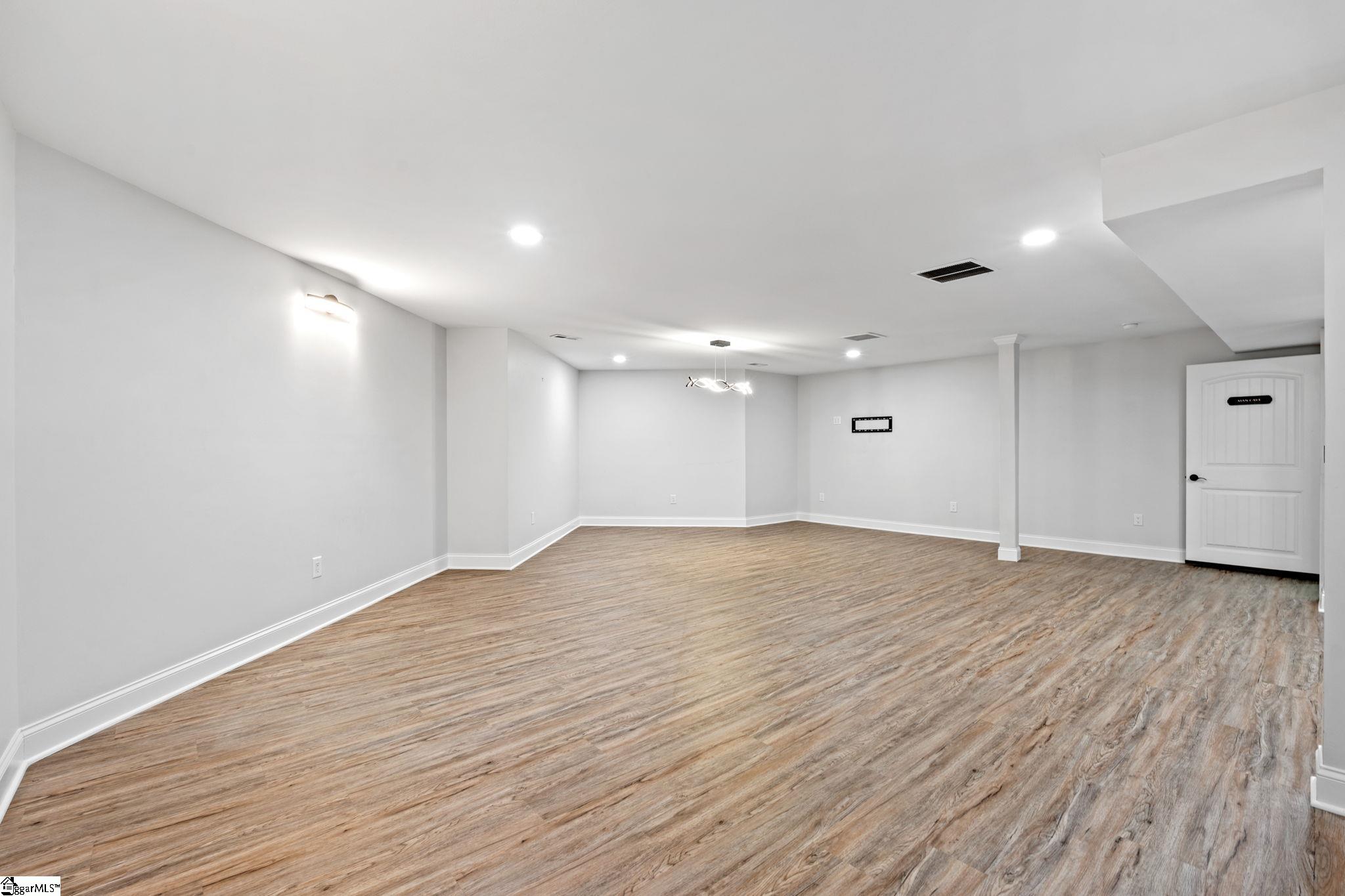 210 Sloan Road Property Photo 38