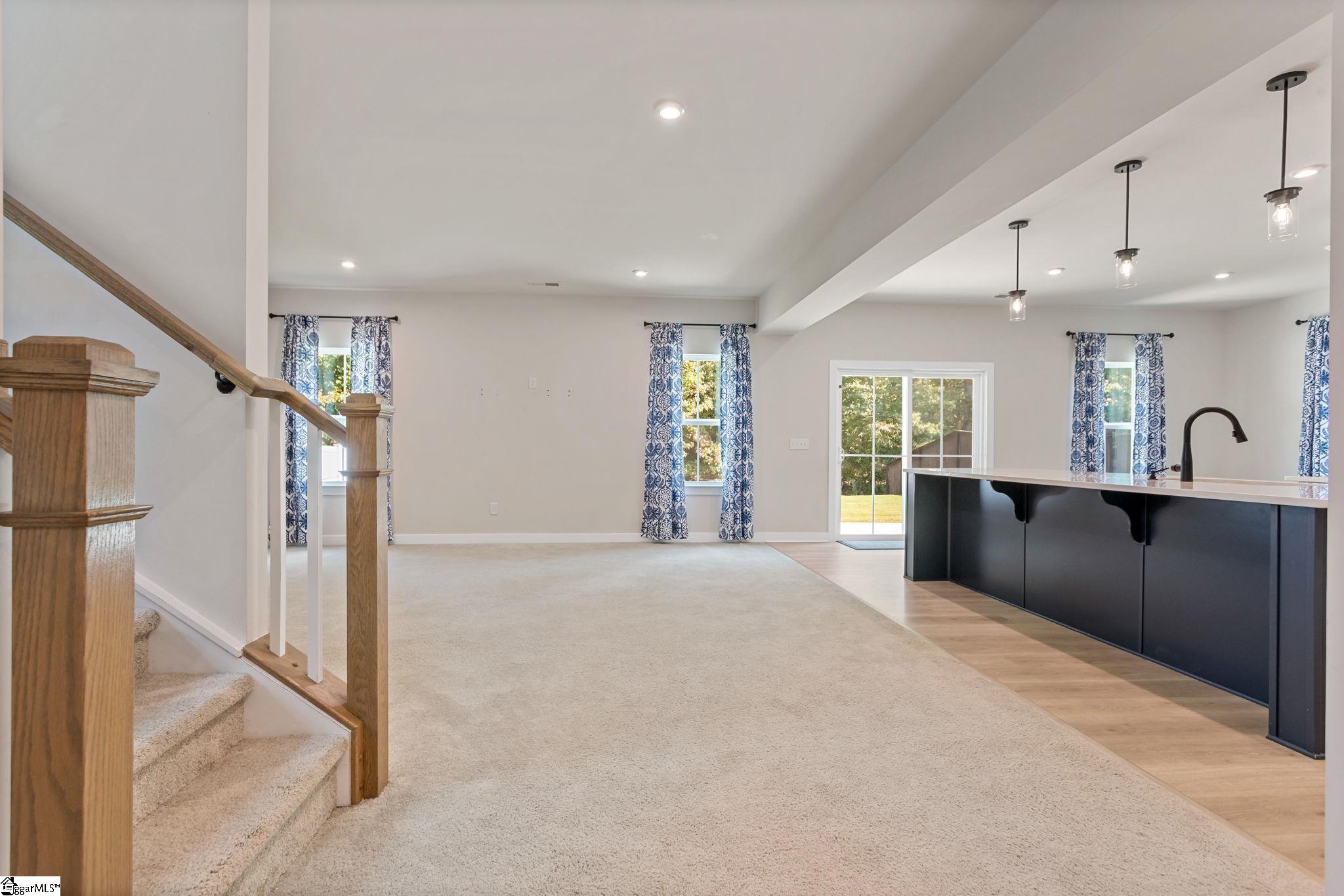 629 Lady Fern Drive Property Photo 6