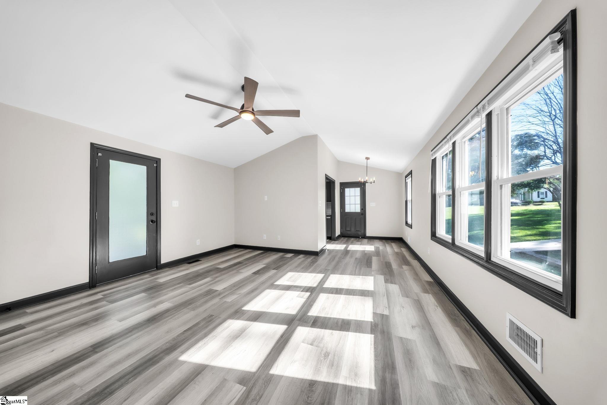 1172 Maryland Avenue Property Photo 3