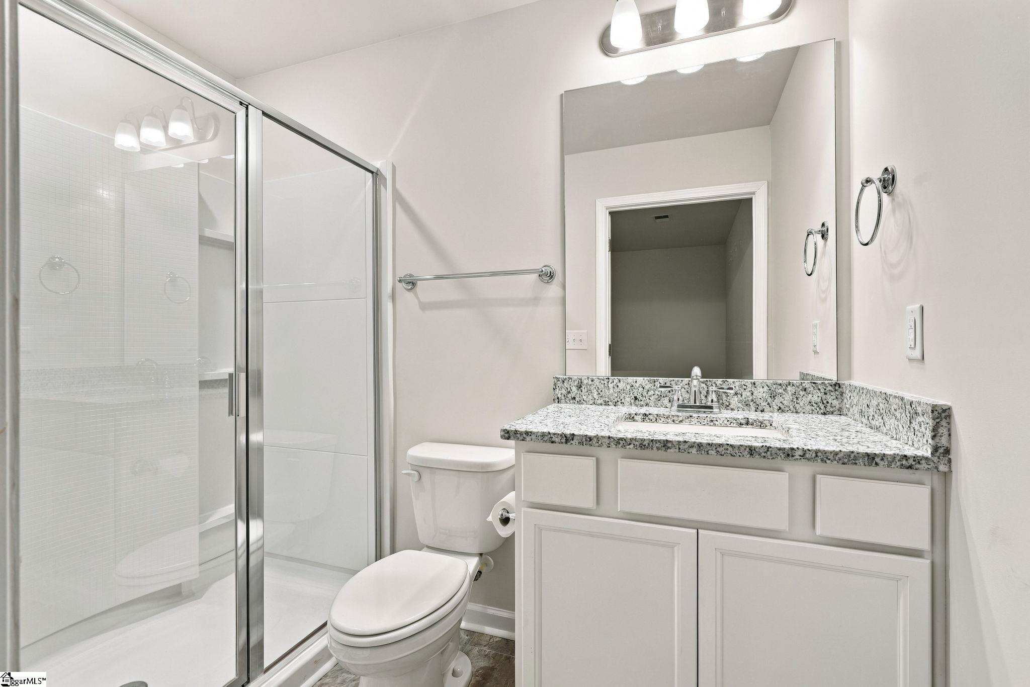 103 Cedar Oak Lane Property Photo 18