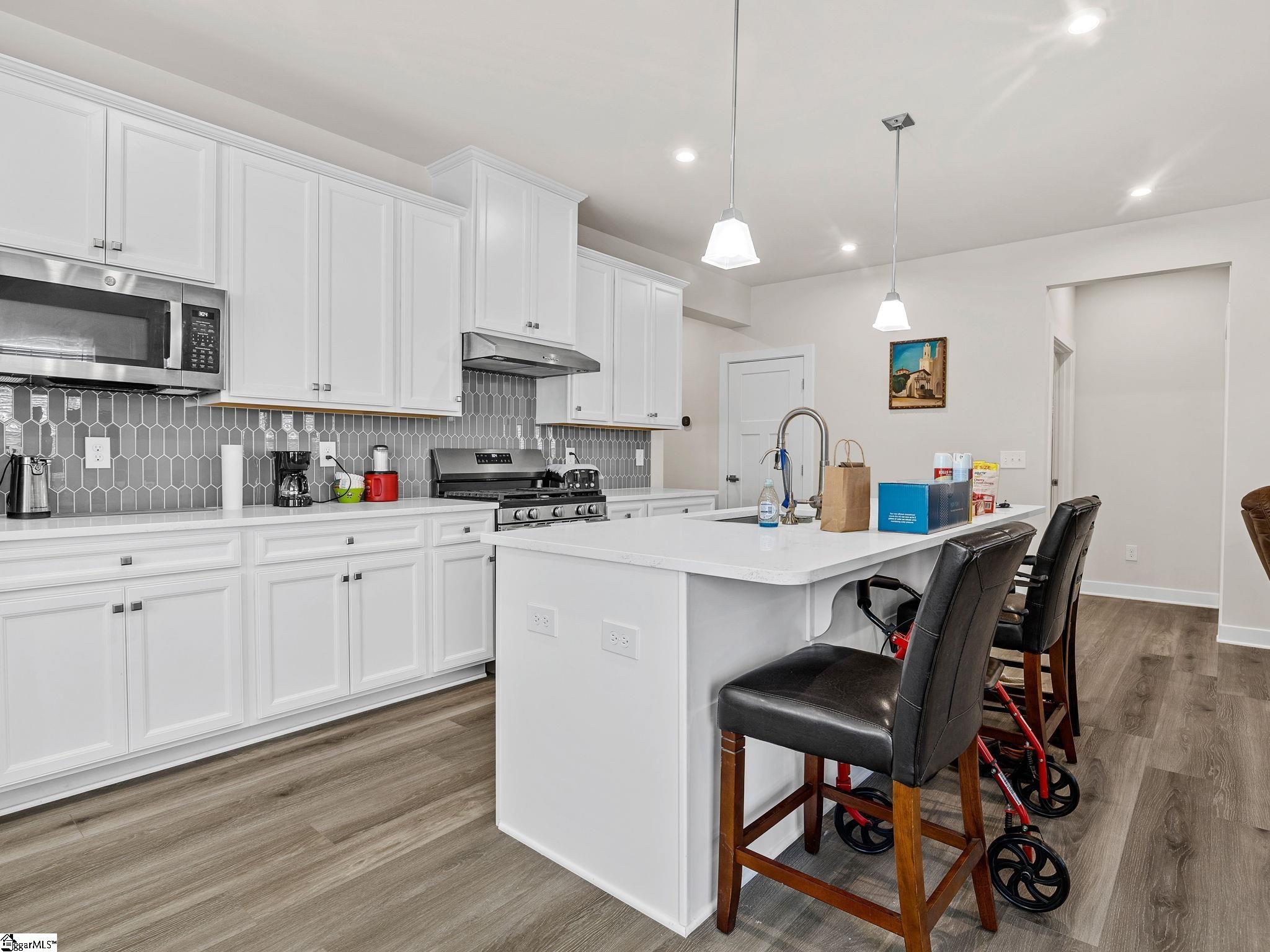 7056 Glass Court Property Photo 16