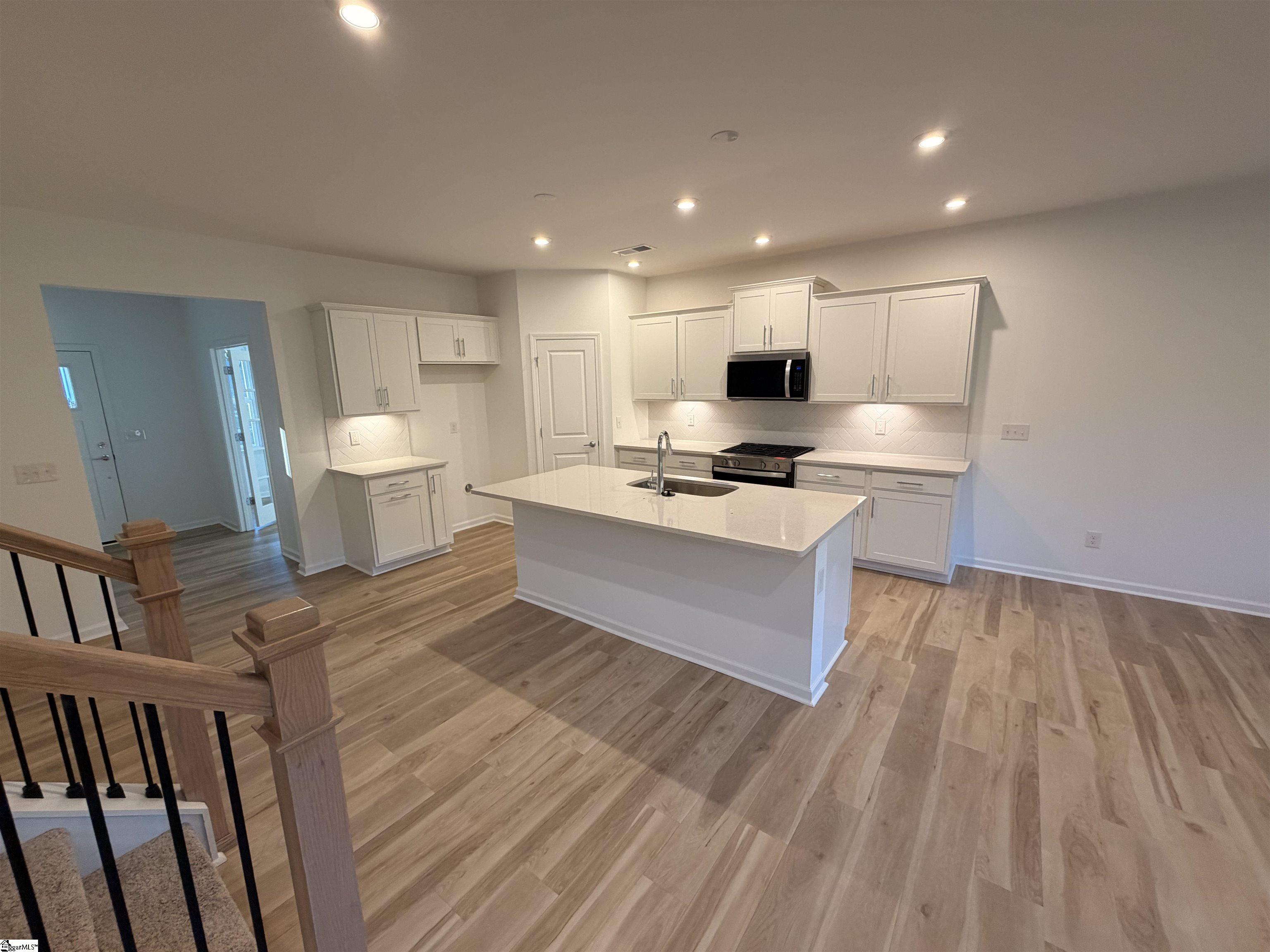 1446 Willow Ridge Way Property Photo 3