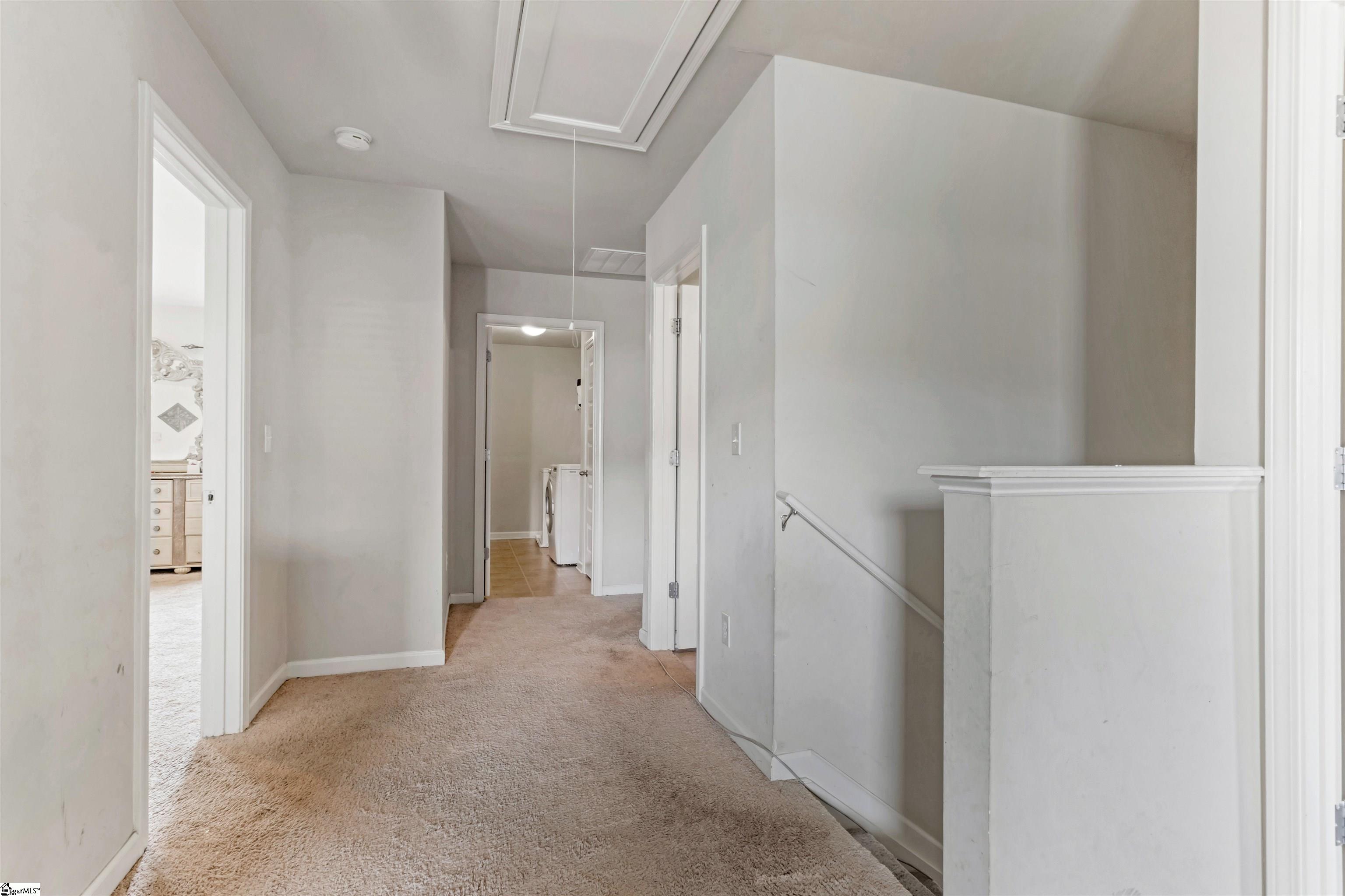 200 Elmhaven Drive Property Photo 14