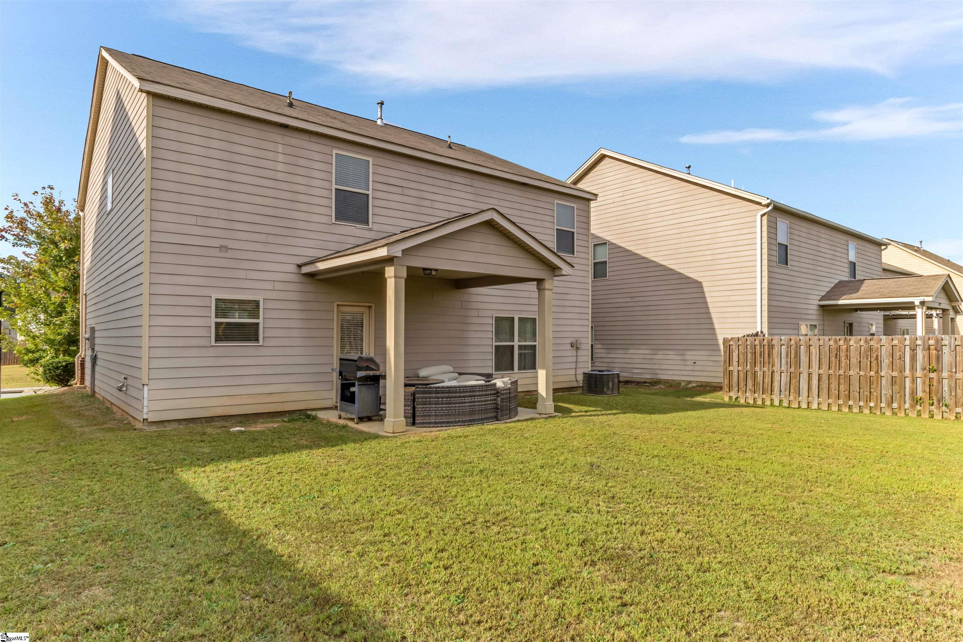 200 Elmhaven Drive Property Photo 23