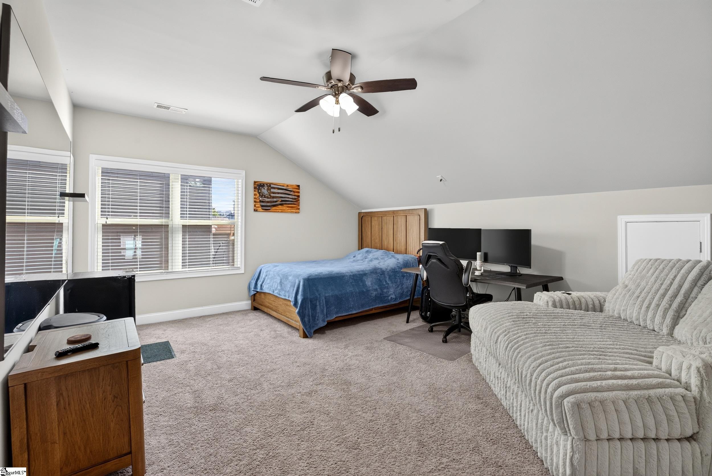 35 Winged Bourne Court Property Photo 32