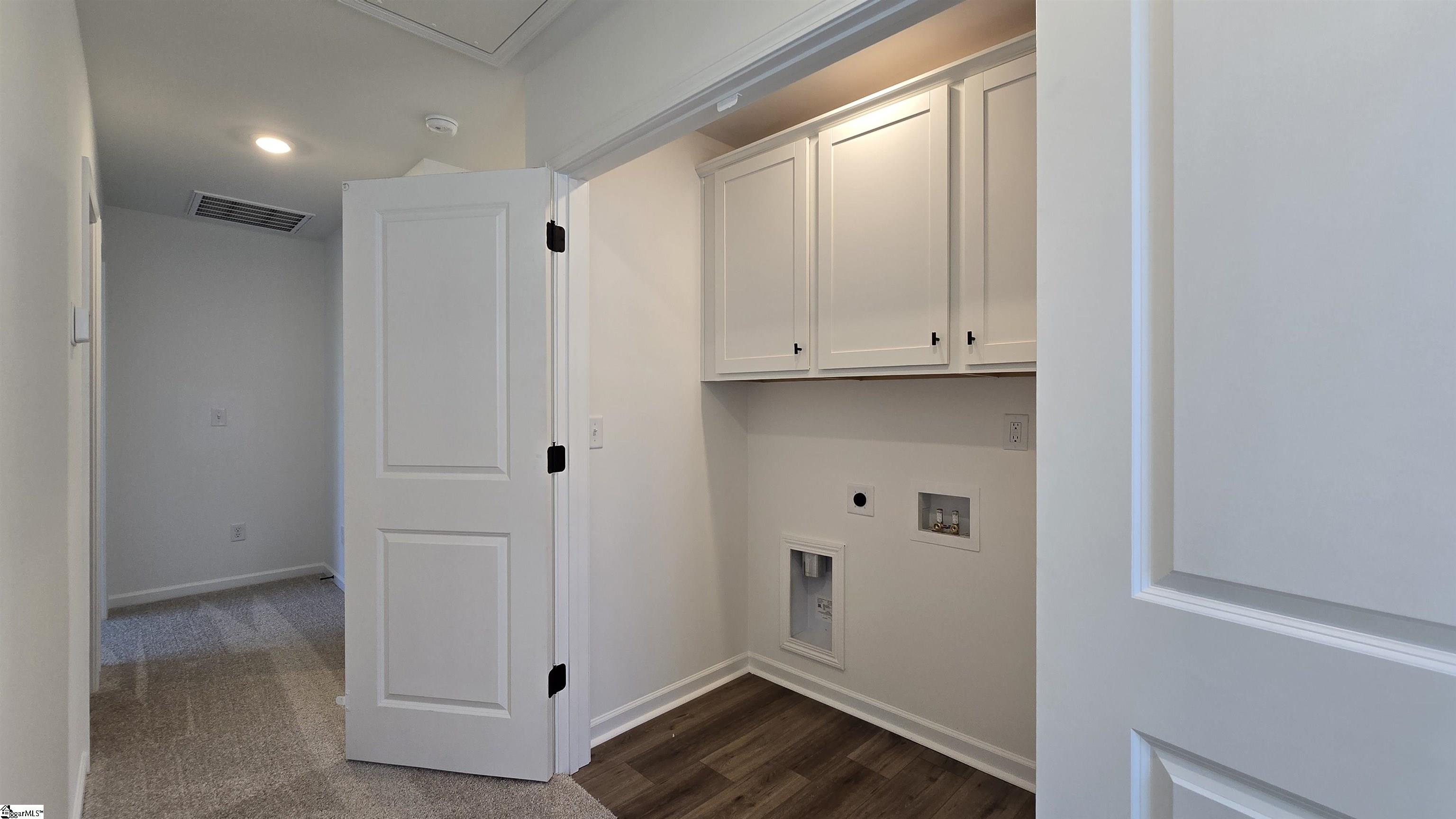 16 Gateway Street Property Photo 7