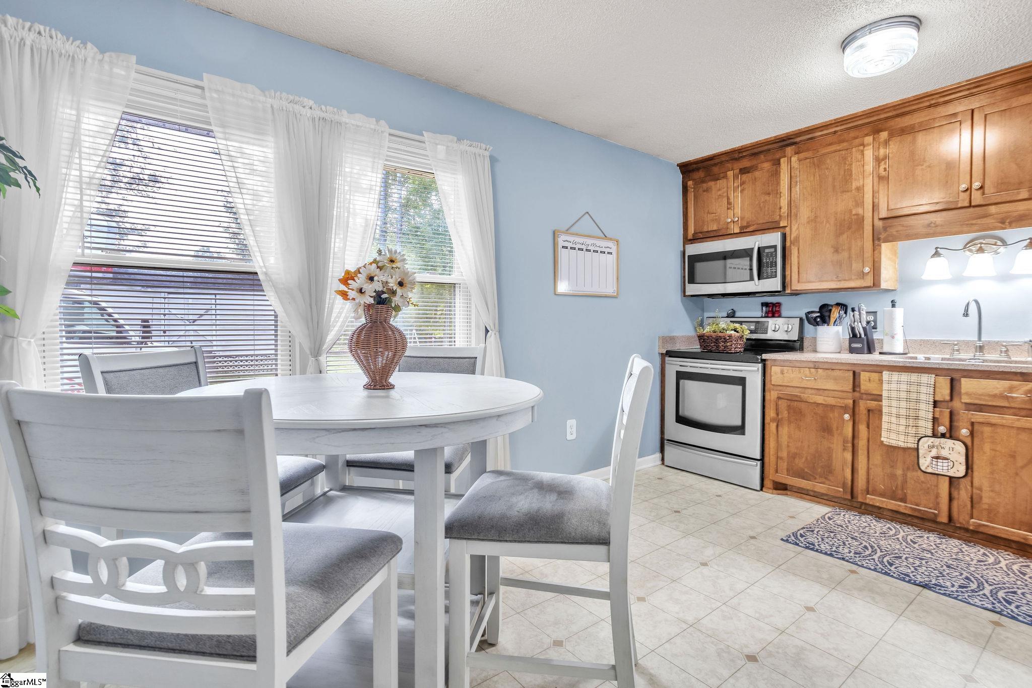 1408 Wilkinsville Highway Property Photo 5