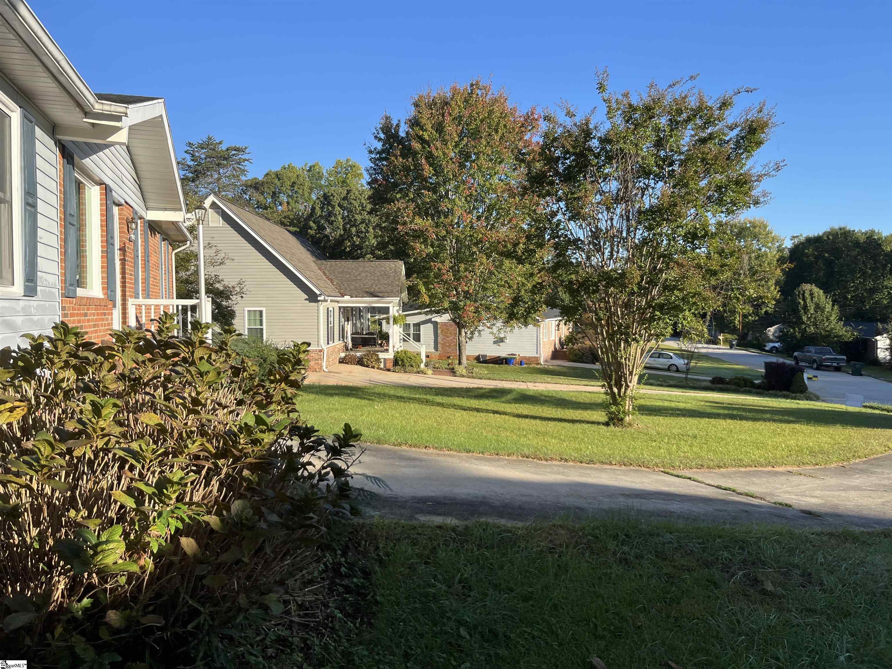 10 Cadillac Court Property Photo 2