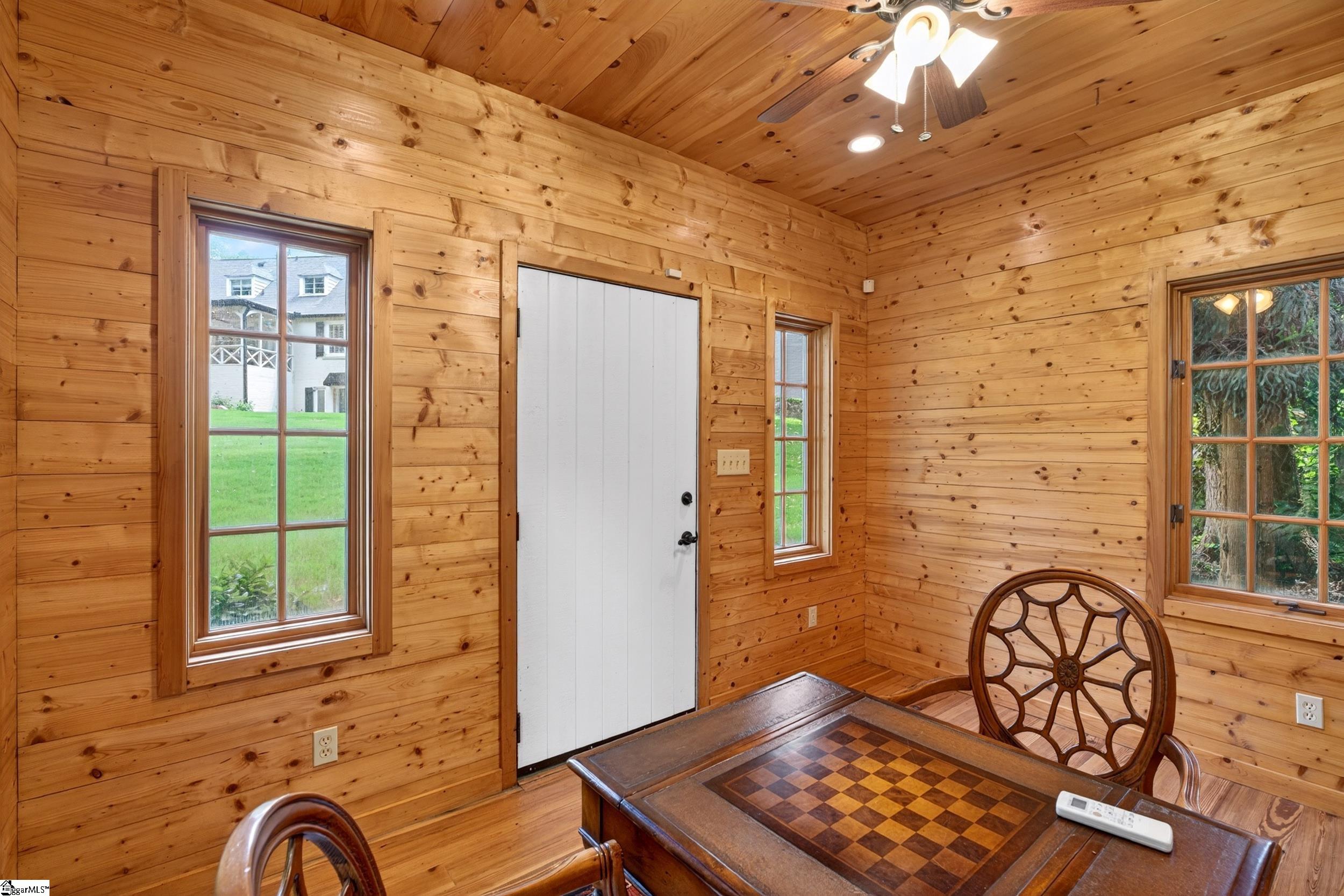 121 Tindal Avenue Property Photo 39