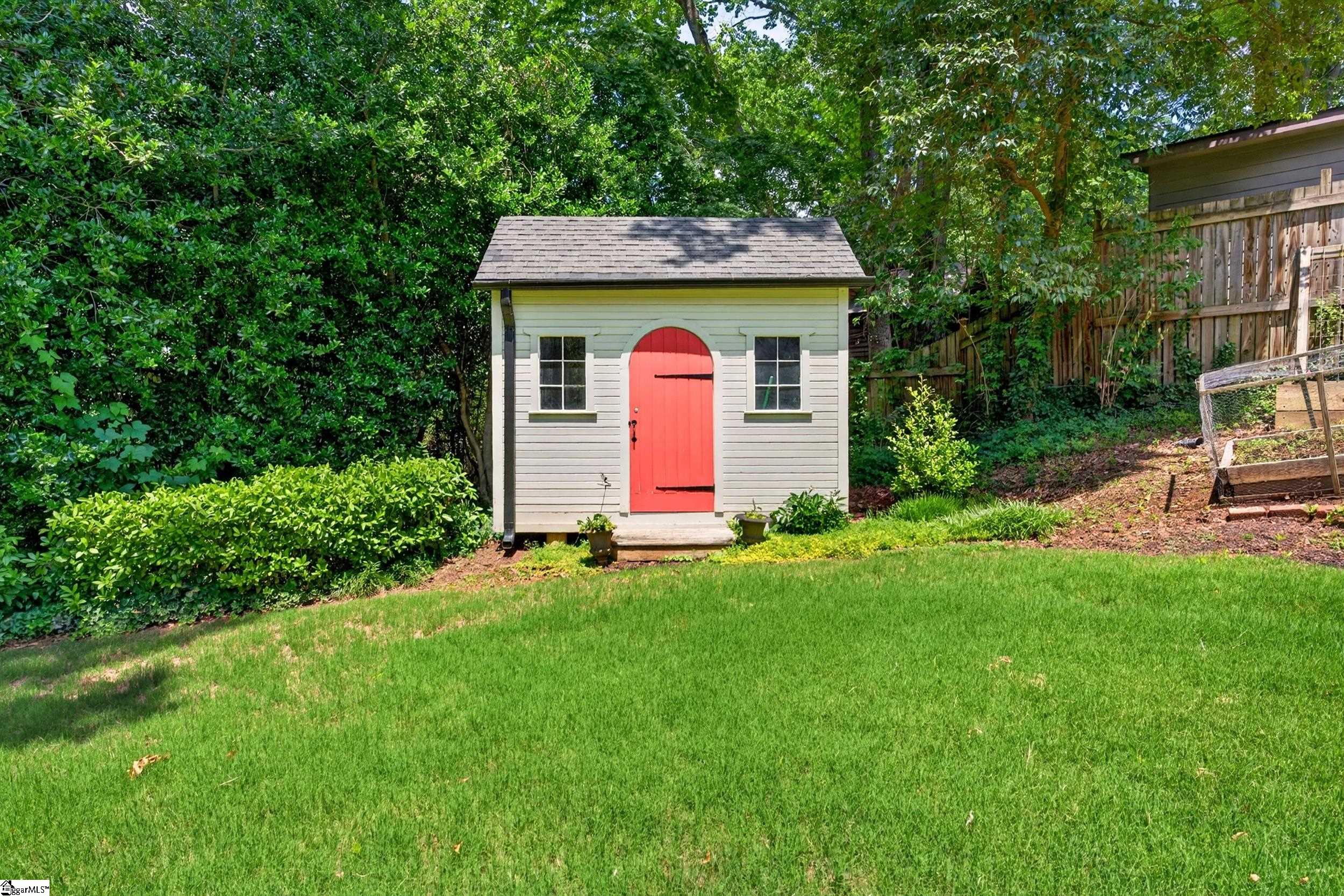 121 Tindal Avenue Property Photo 42