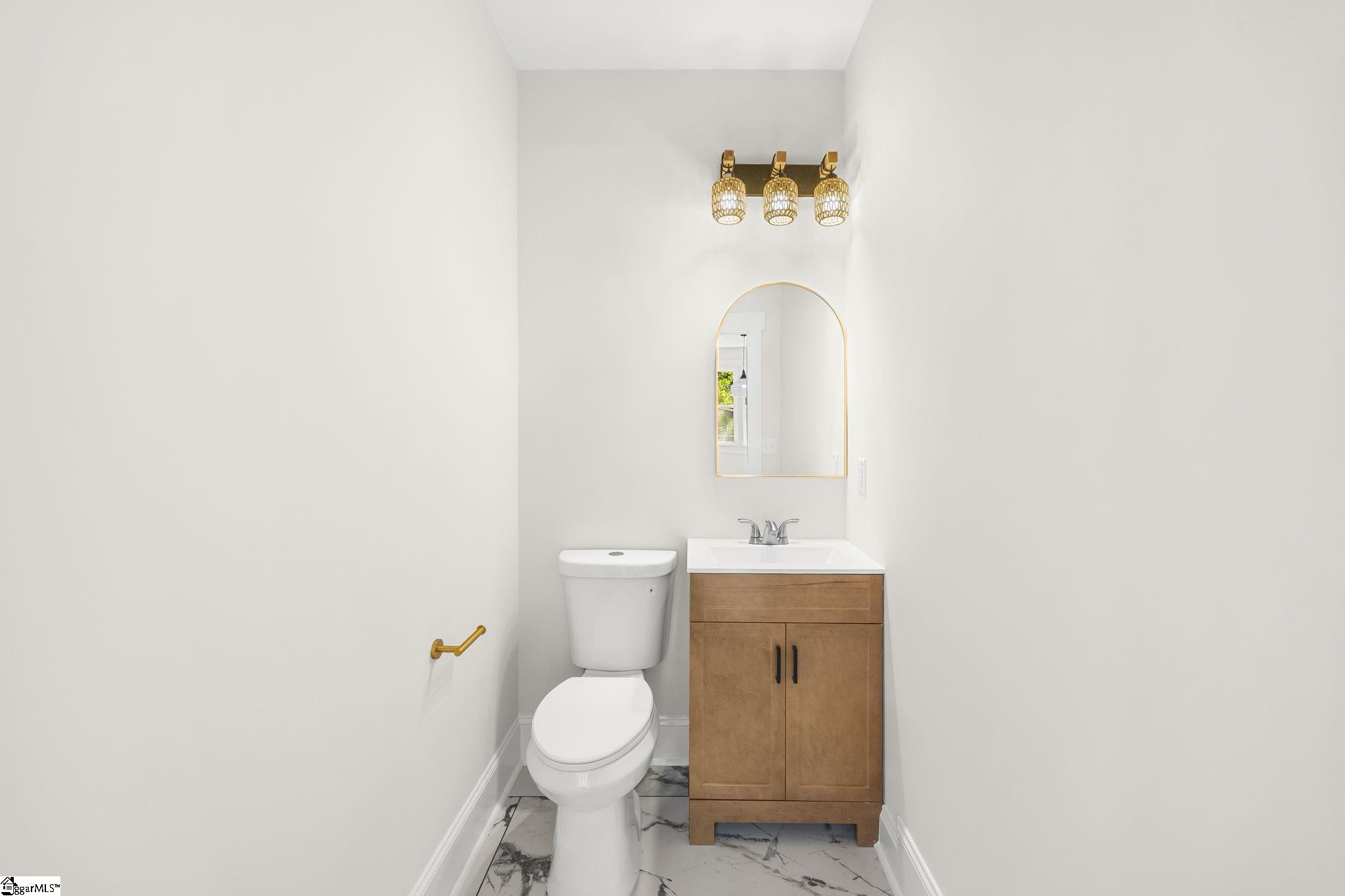 917 2nd Avenue Property Photo 16