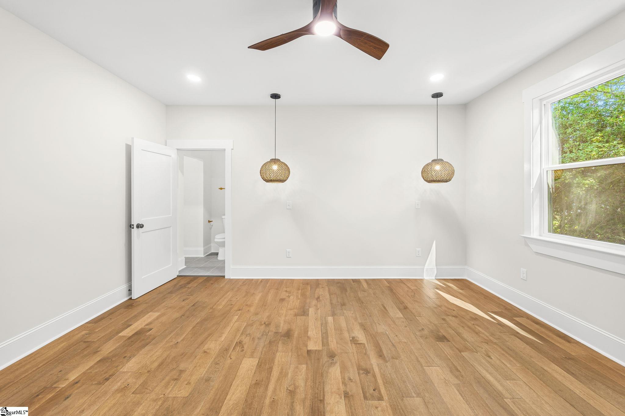 917 2nd Avenue Property Photo 18