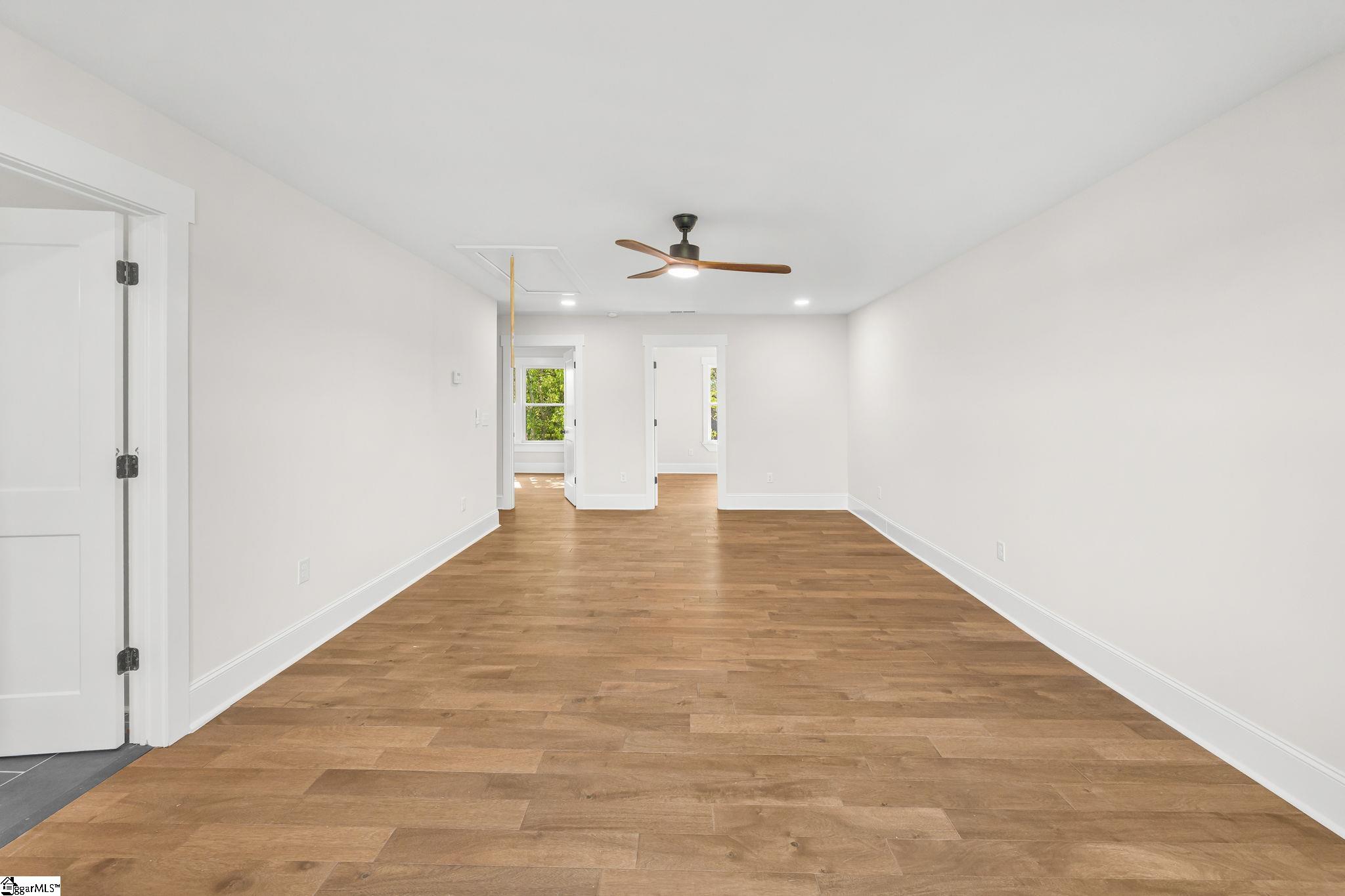917 2nd Avenue Property Photo 27