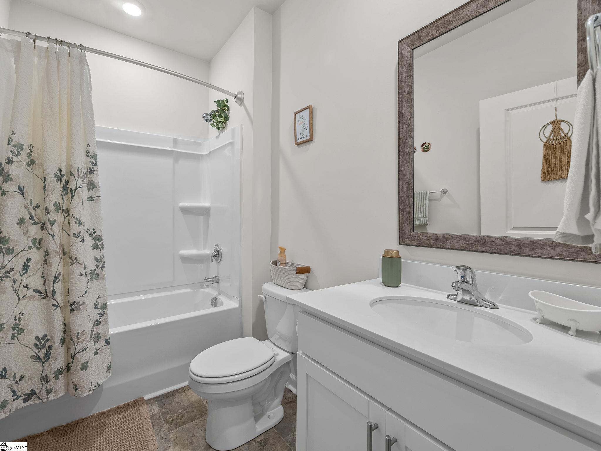 1036 Staghorn Avenue Property Photo 25