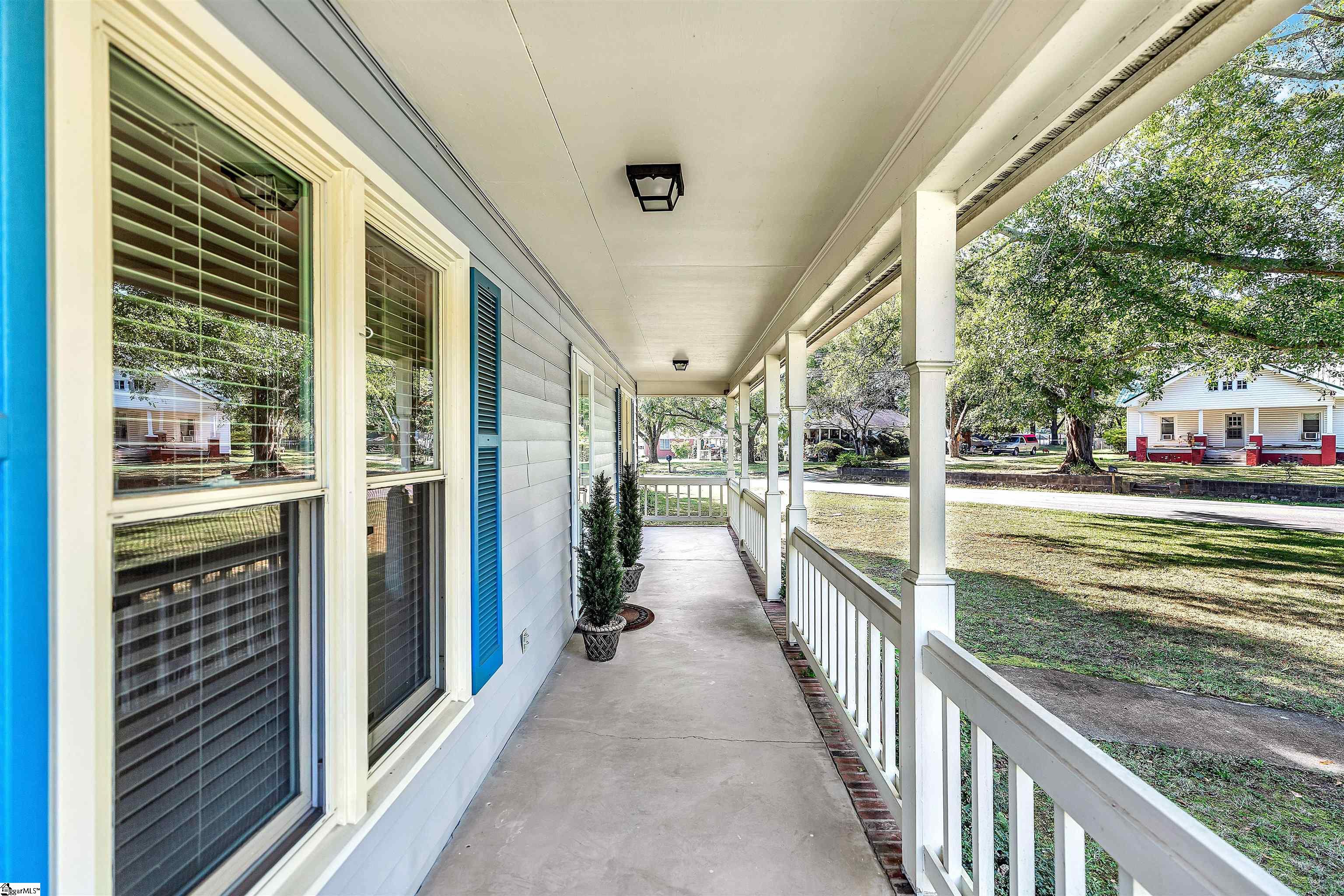 901 Tripp Street Property Photo 3