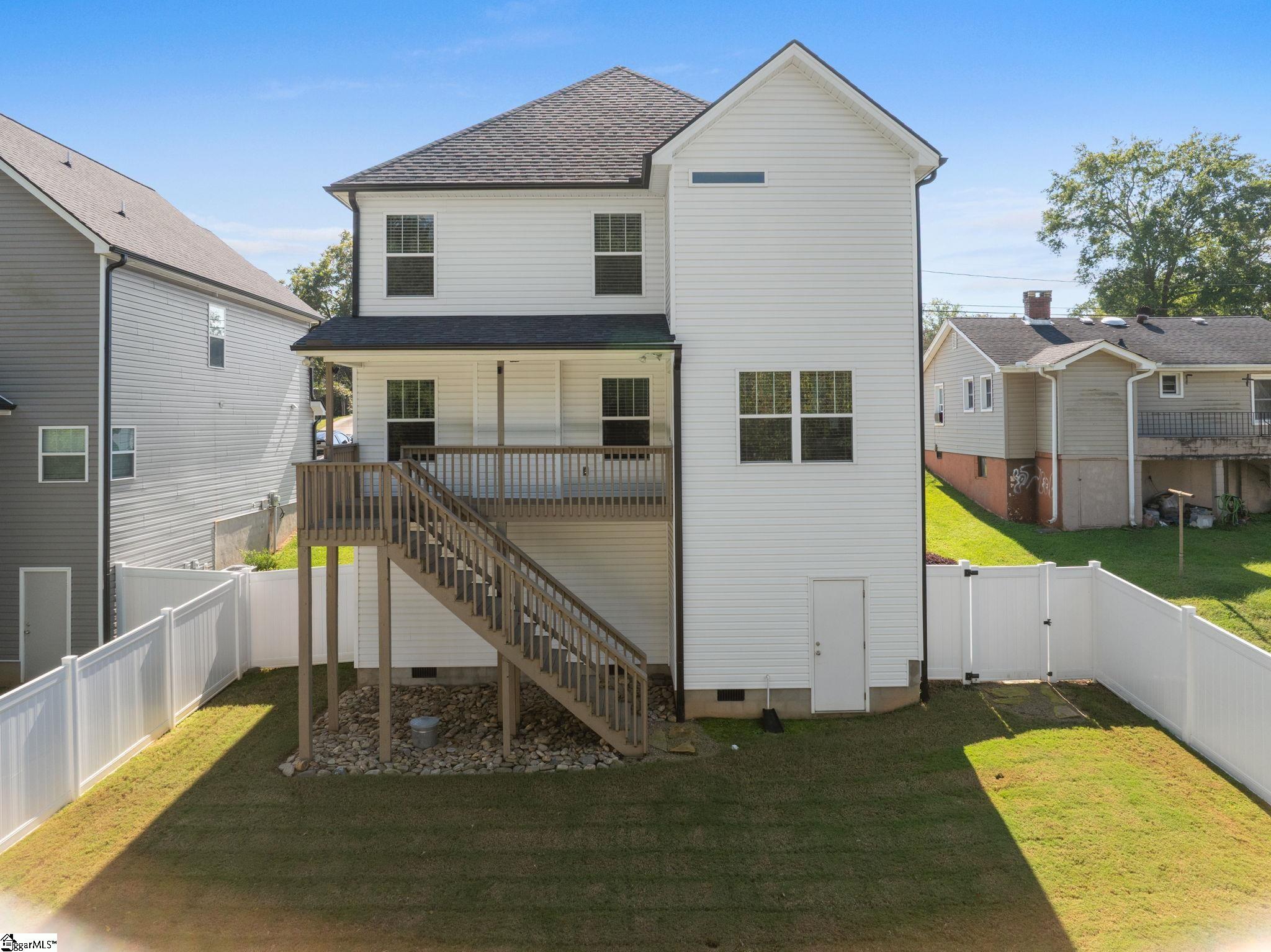 130 Tremont Avenue Property Photo 34