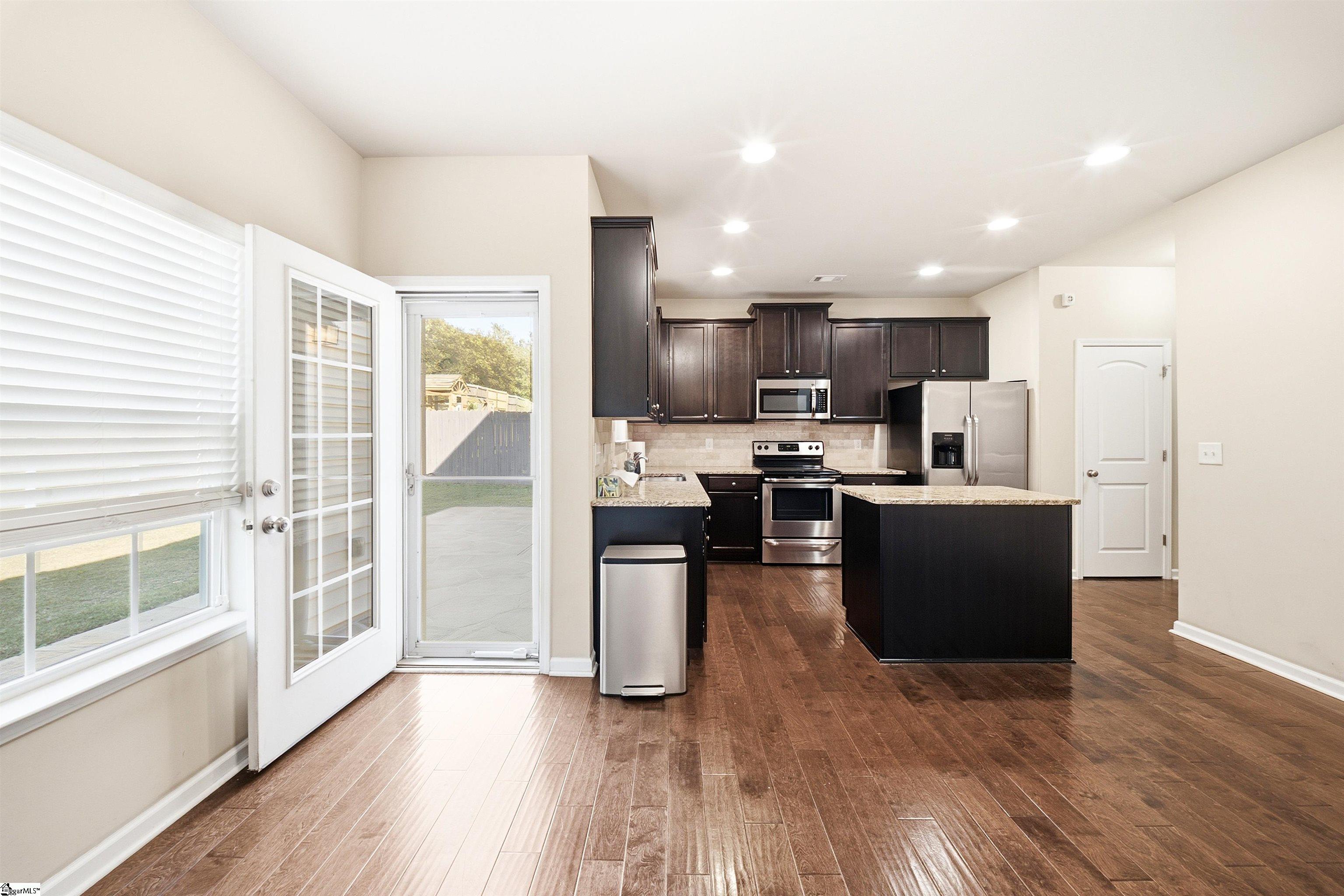 532 W Saddletree Drive Property Photo 15