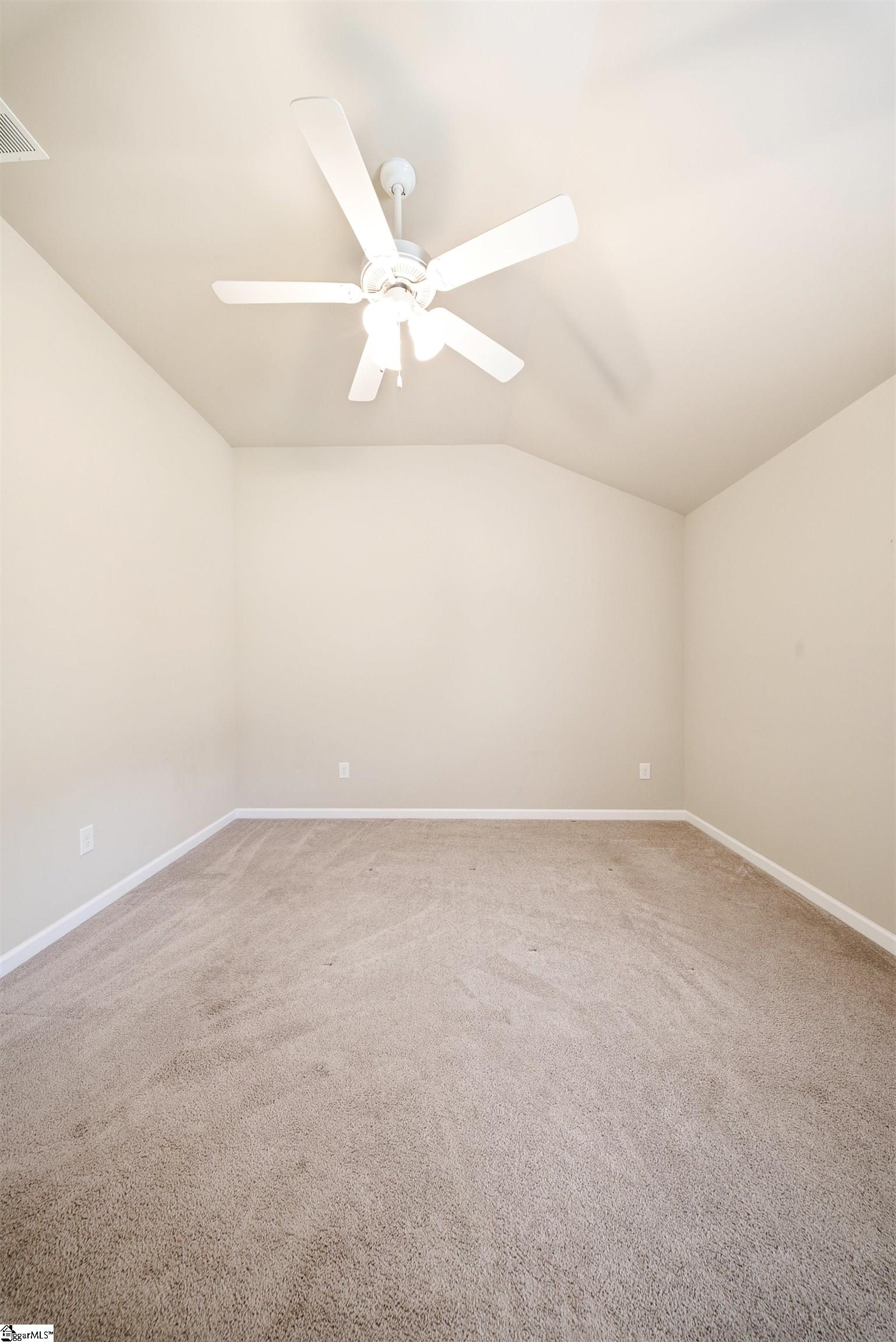 532 W Saddletree Drive Property Photo 21