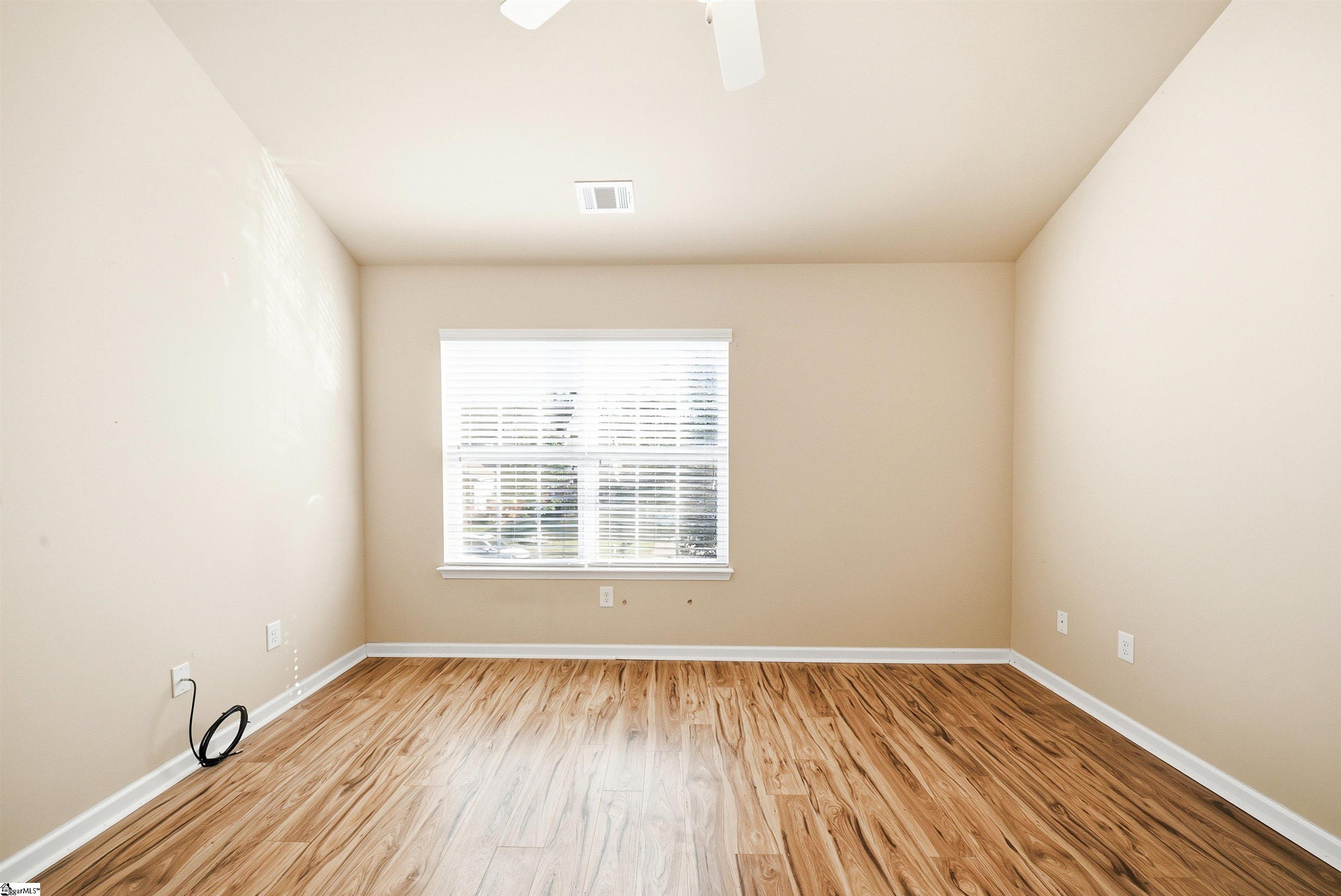 532 W Saddletree Drive Property Photo 30
