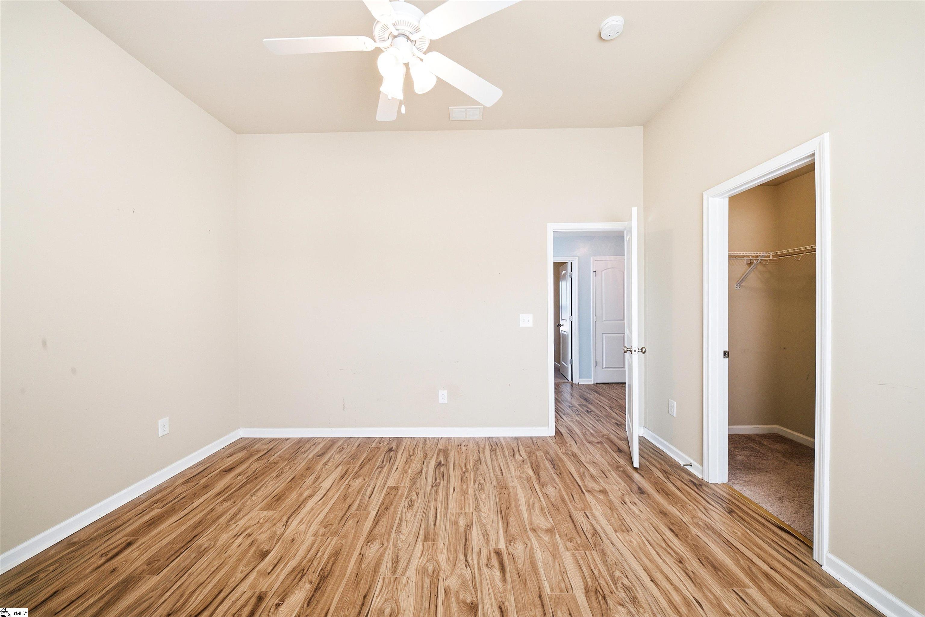 532 W Saddletree Drive Property Photo 31