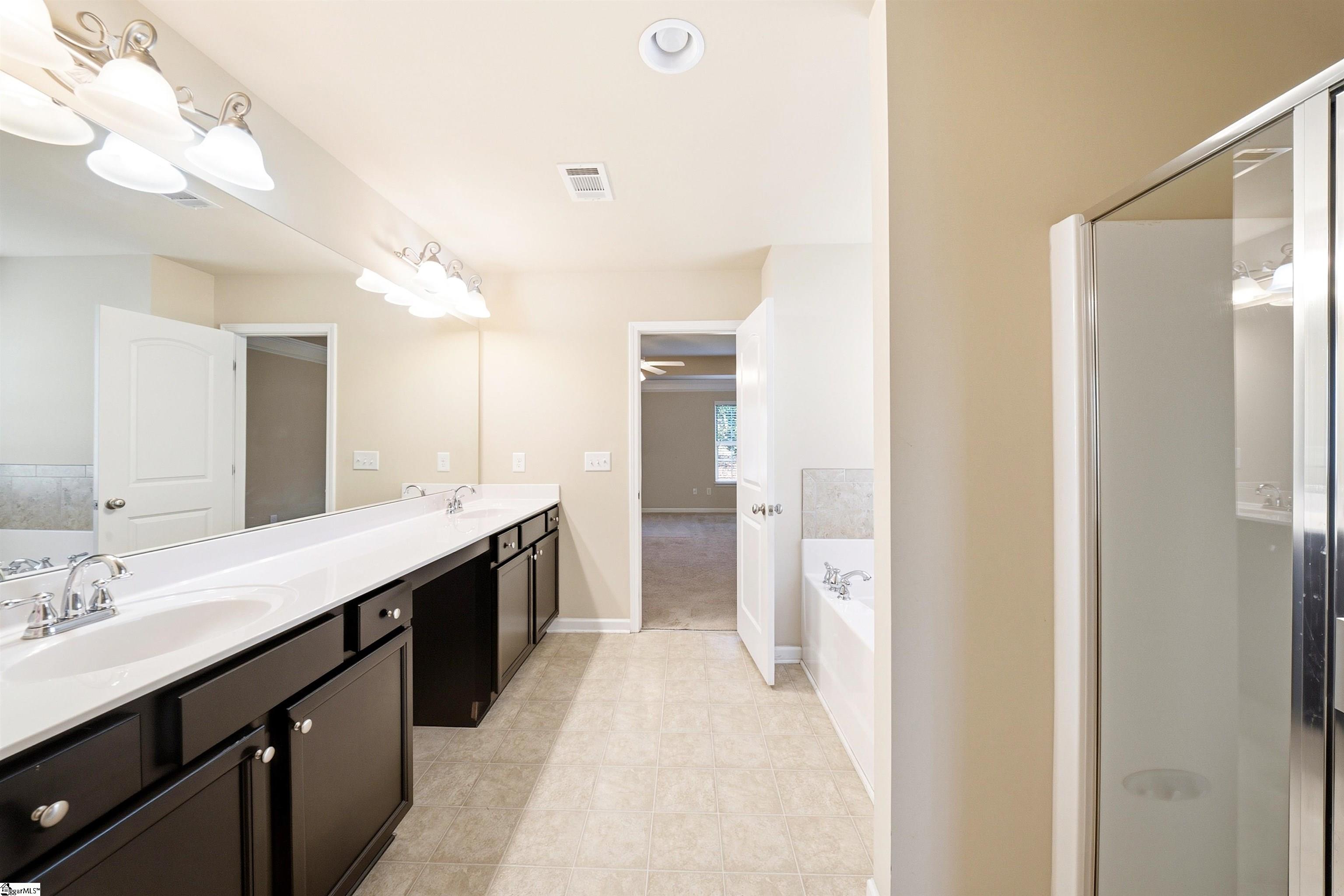 532 W Saddletree Drive Property Photo 39