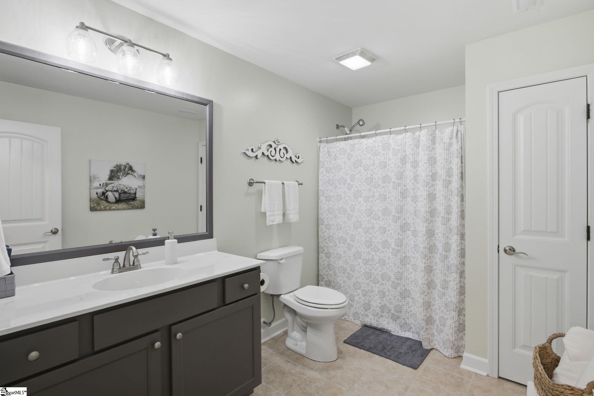 484 Carriage Gate Drive Property Photo 33
