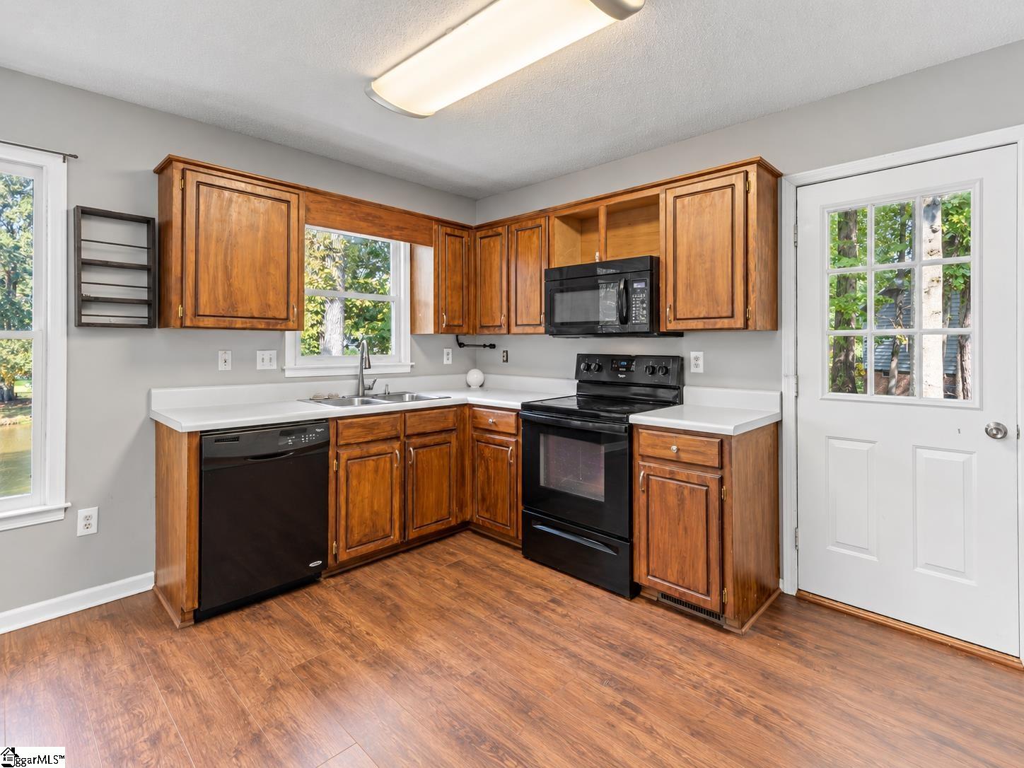220 Loblolly Circle Property Photo 8