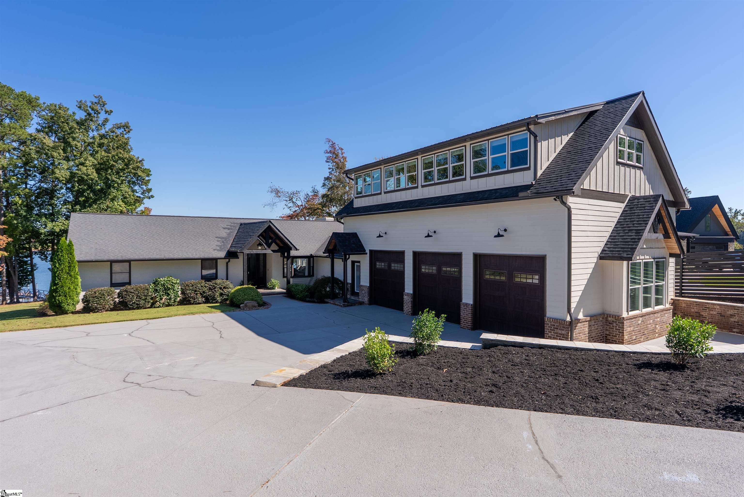 12052 Carnelda Drive Property Photo 1