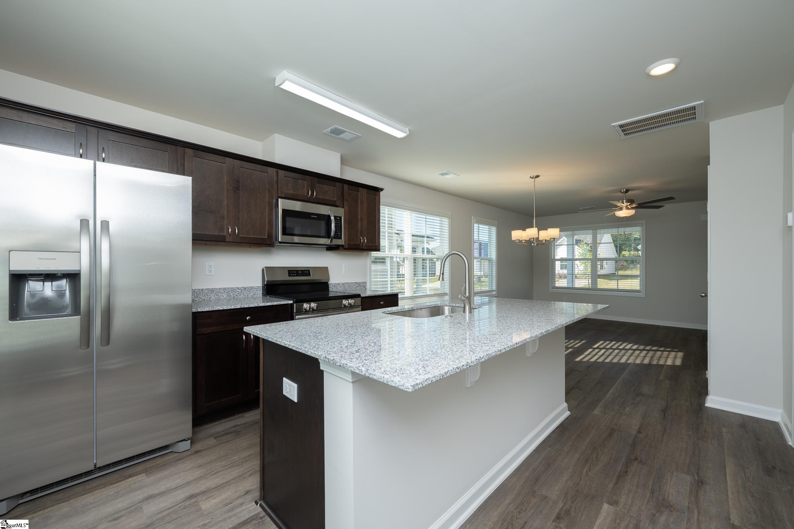 9 Thorndike Way Property Photo 12